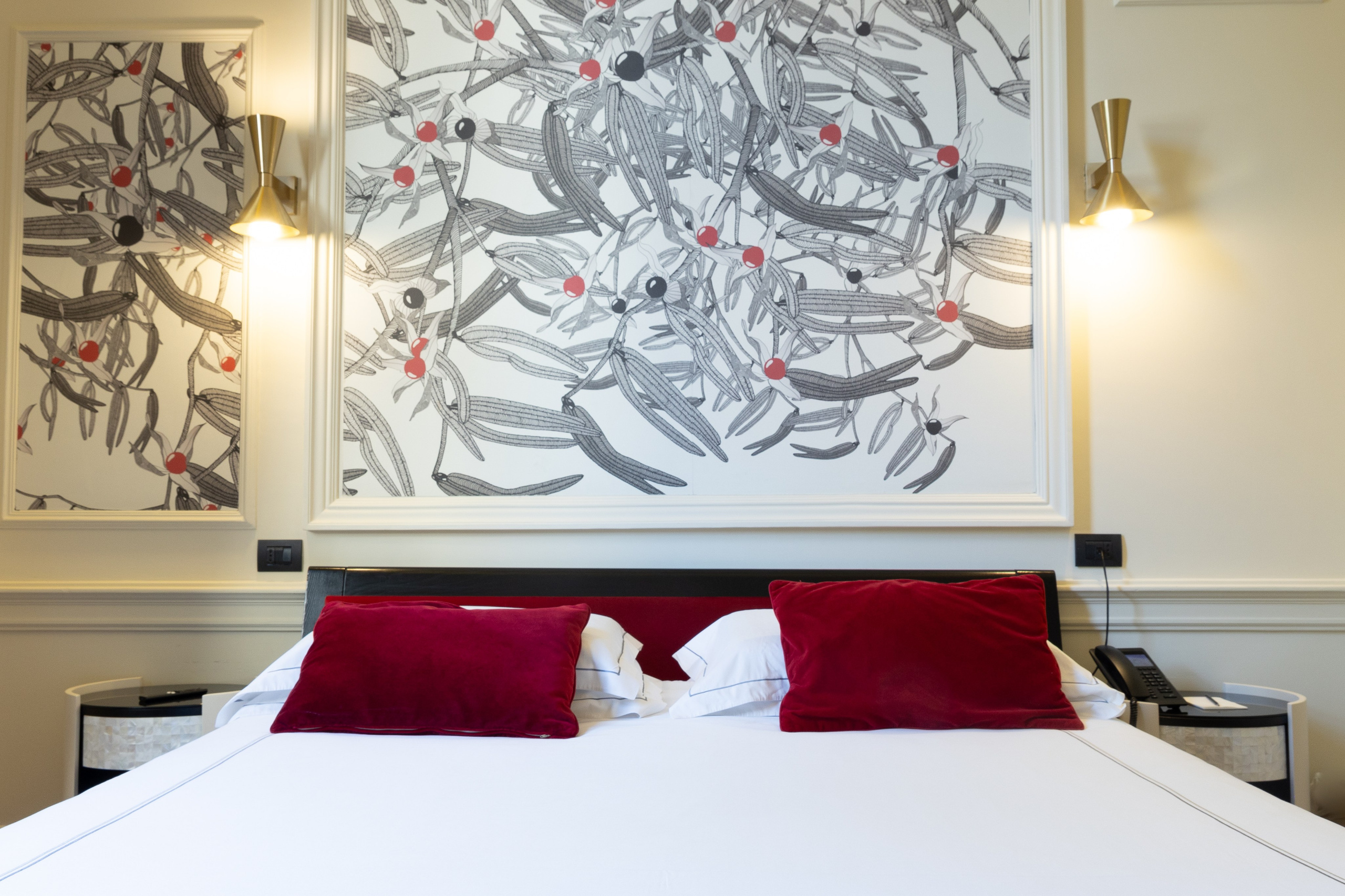 ROMA LUXUS. Elizaveta Razumova | Fotografa Cinematica per Love Story, Matrimoni e Ritratti