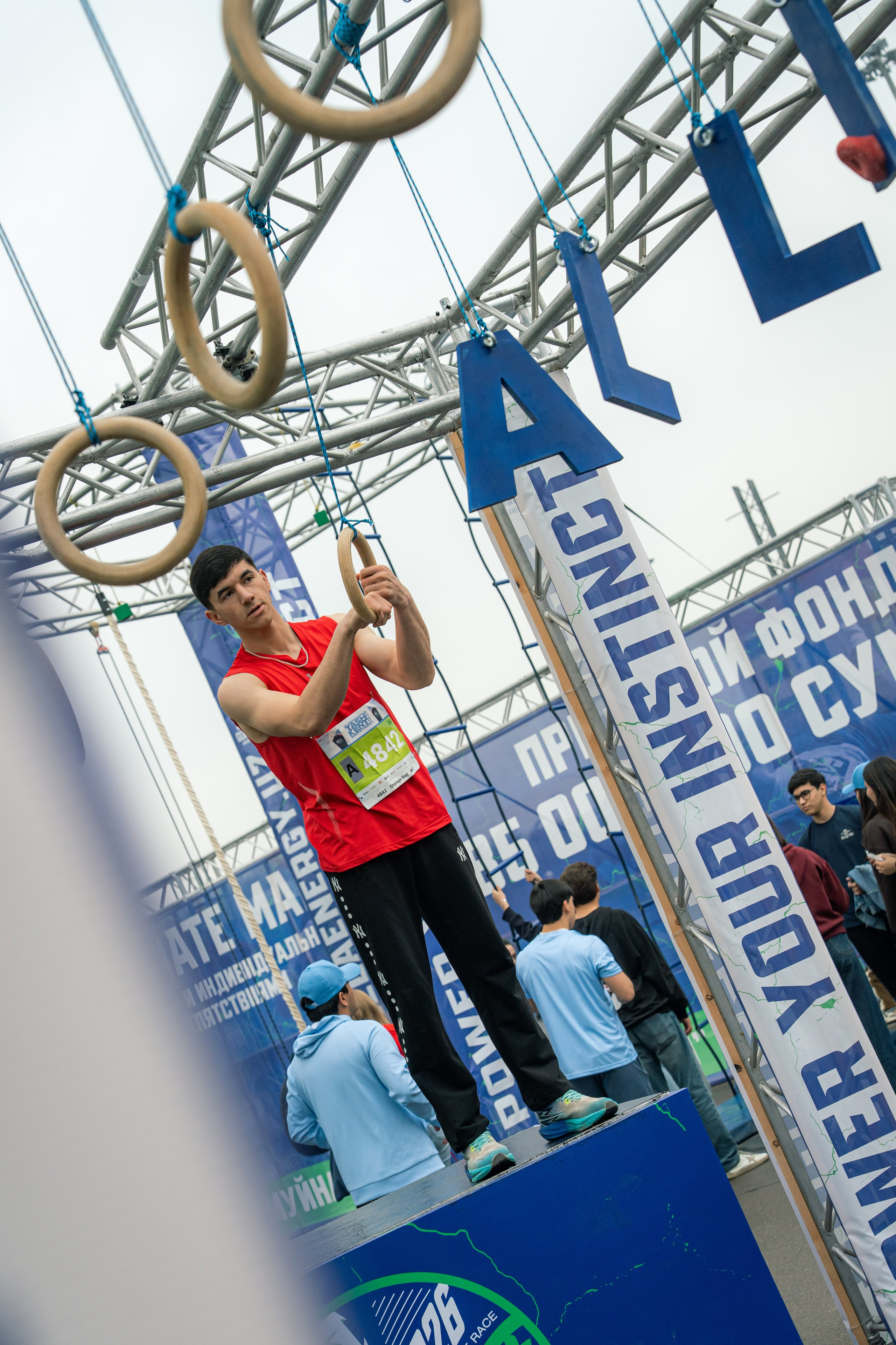 Gorilla International Tashkent Marathon 2026. Георгий Намазов | Репортажный фотограф в Ташкенте