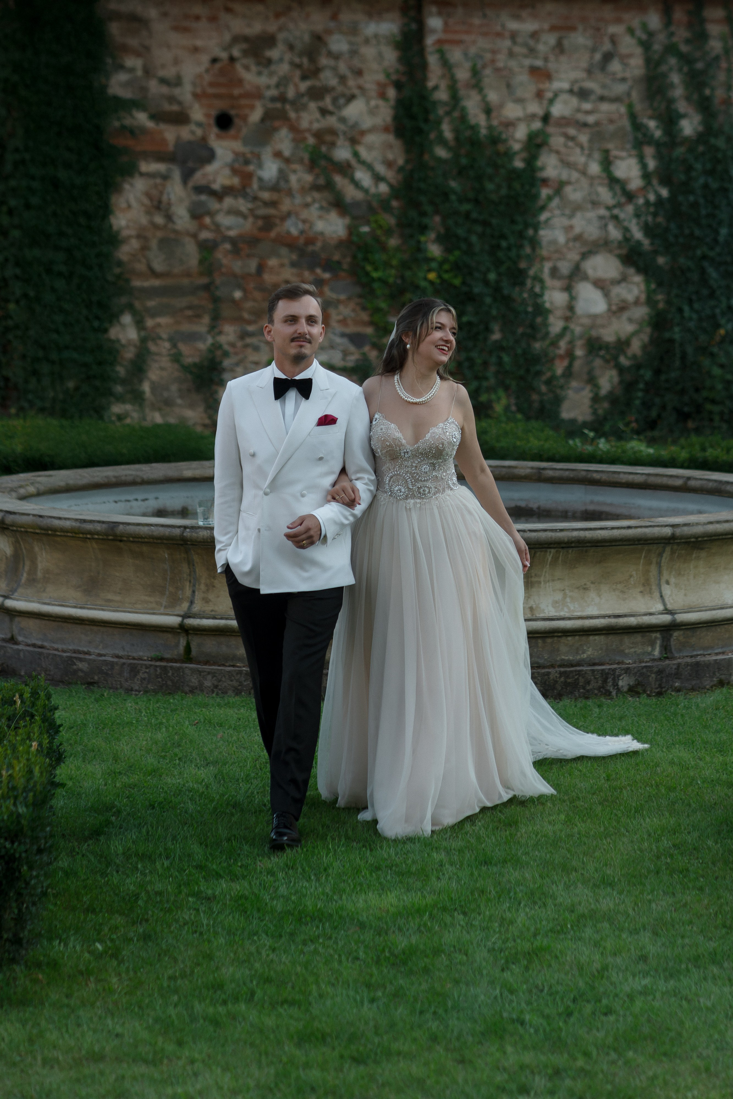 Elegance and Emotion: Shanna and Bartosz’s Wedding at Radic Castle. Raw Studio: Capturing Elegant weddings accross Europe