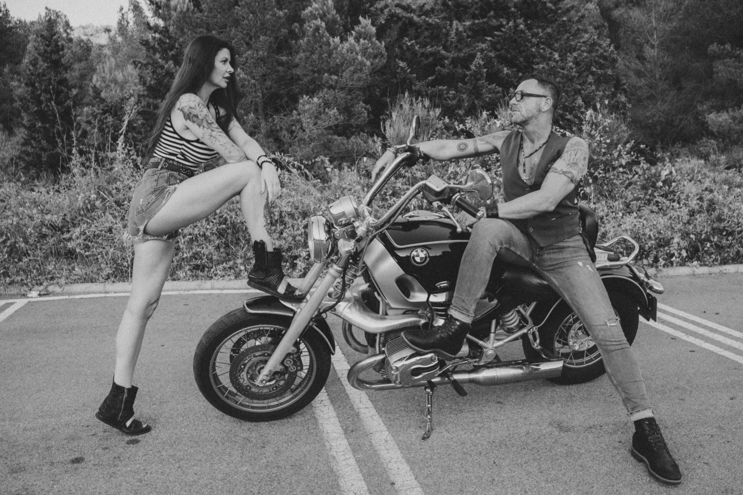 Фотосессия пары на мотоцикле. Профессиональная фотосъемка в Калафелле — Елена Медведева