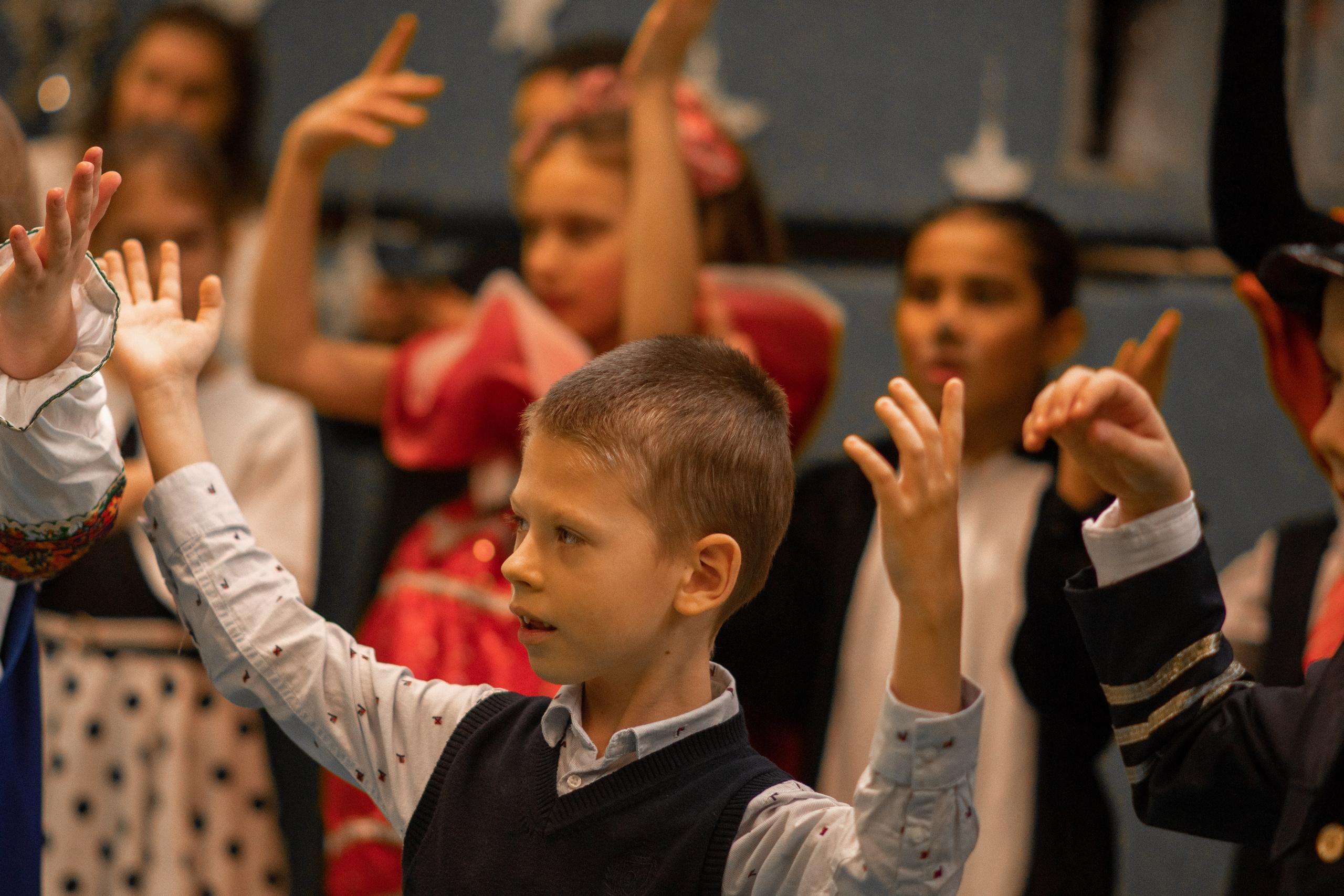 Новогодний хоровод. Семейный и детский фотограф