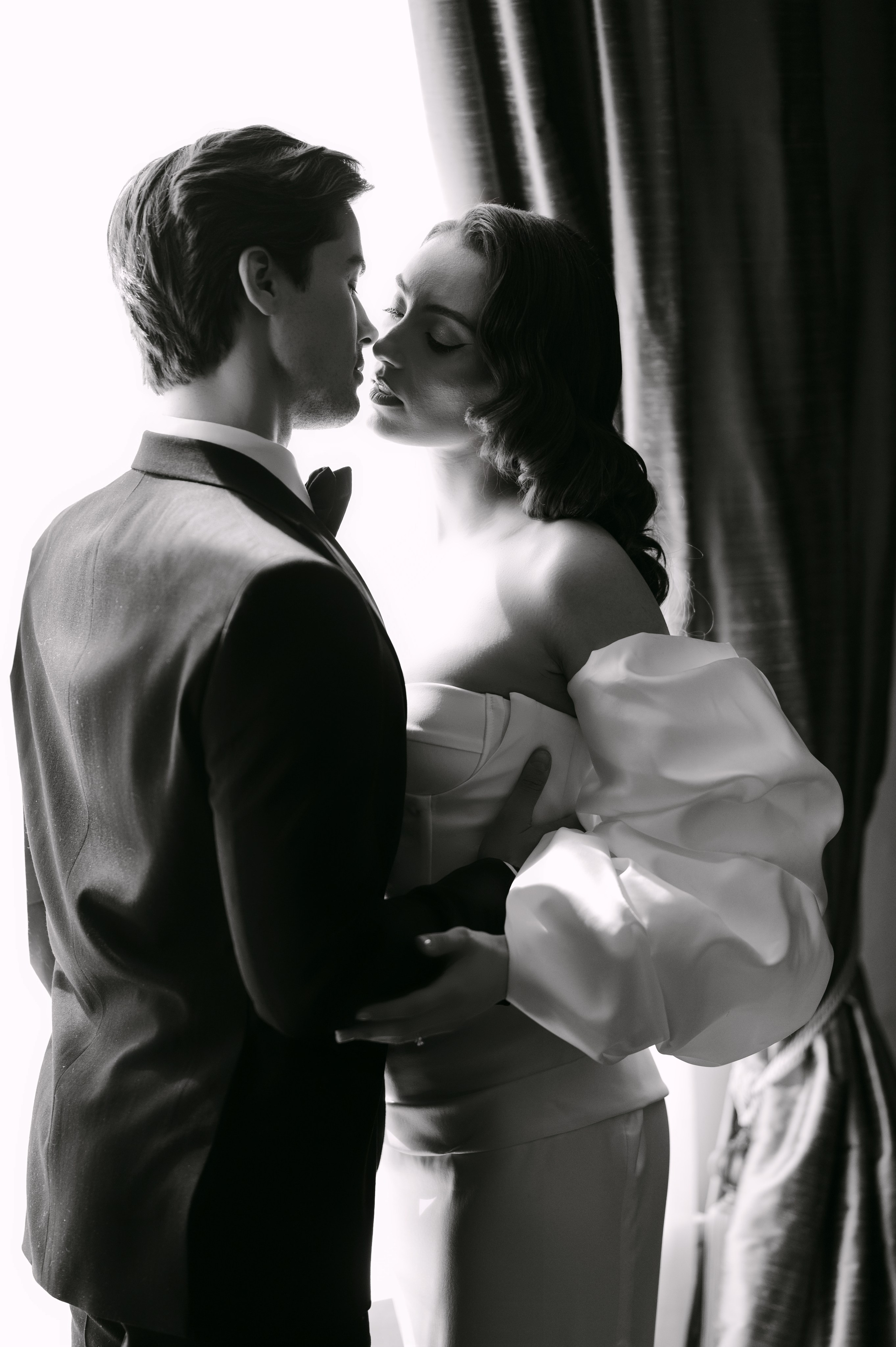 Claudia & Mihai Wedding | Elegant Love Story