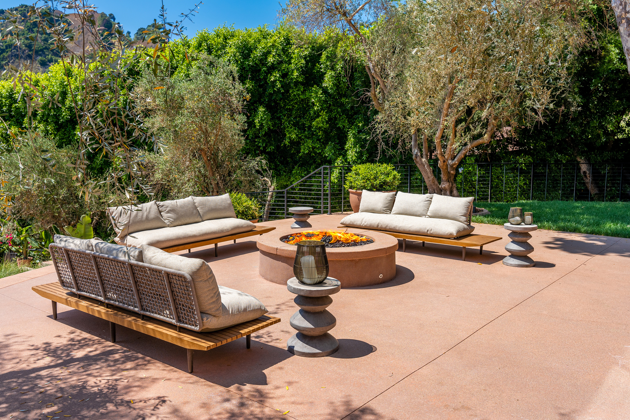 PHOTO. MASTER SHOT CREATIVE