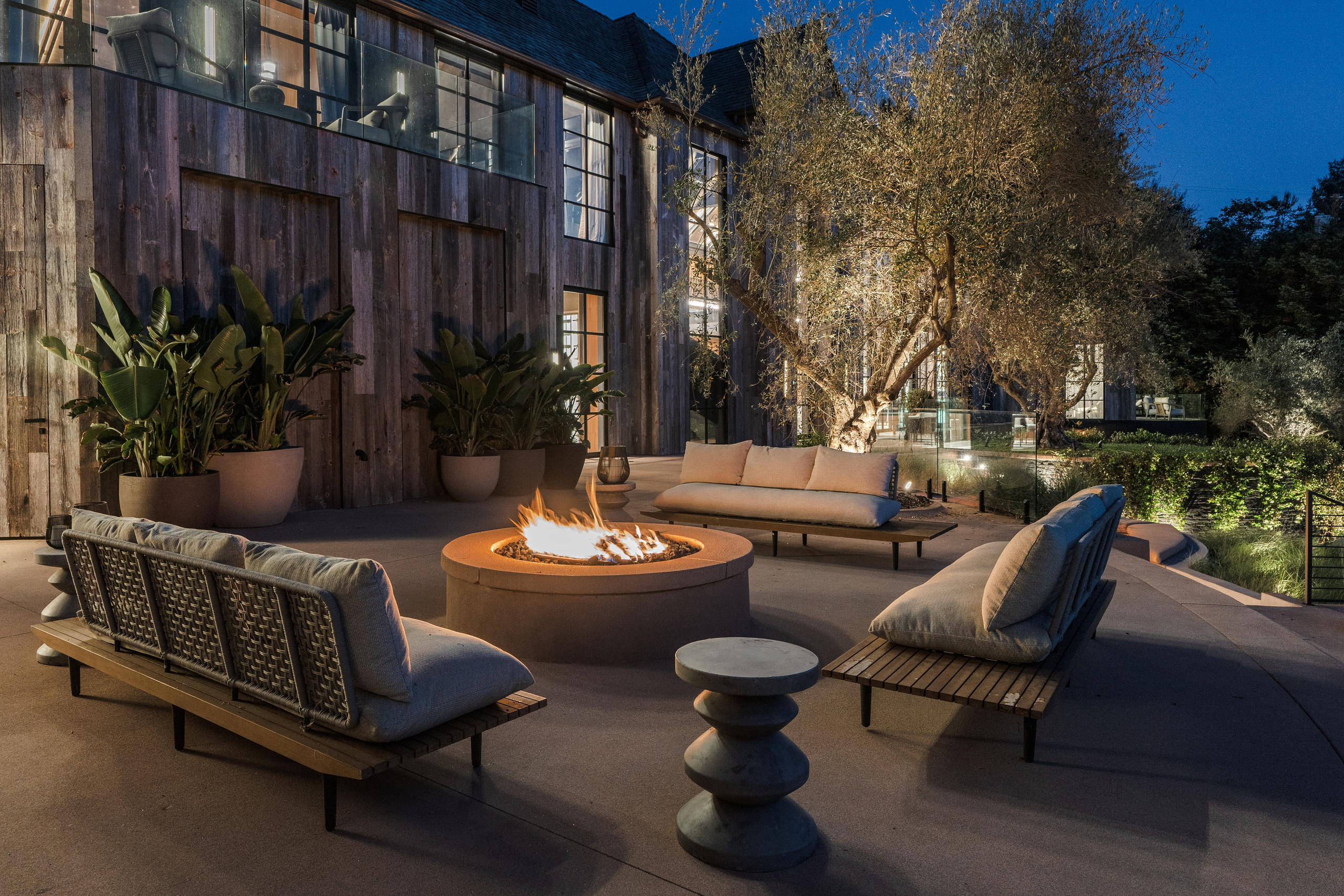 PHOTO. MASTER SHOT CREATIVE