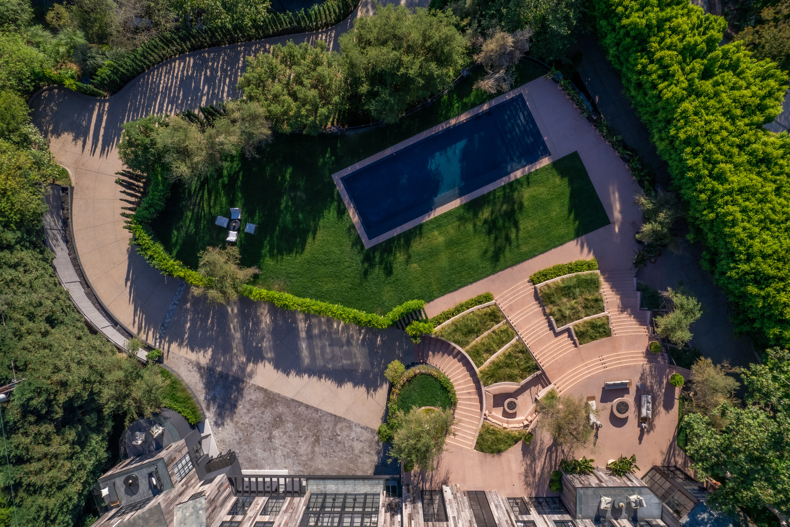 PHOTO. MASTER SHOT CREATIVE