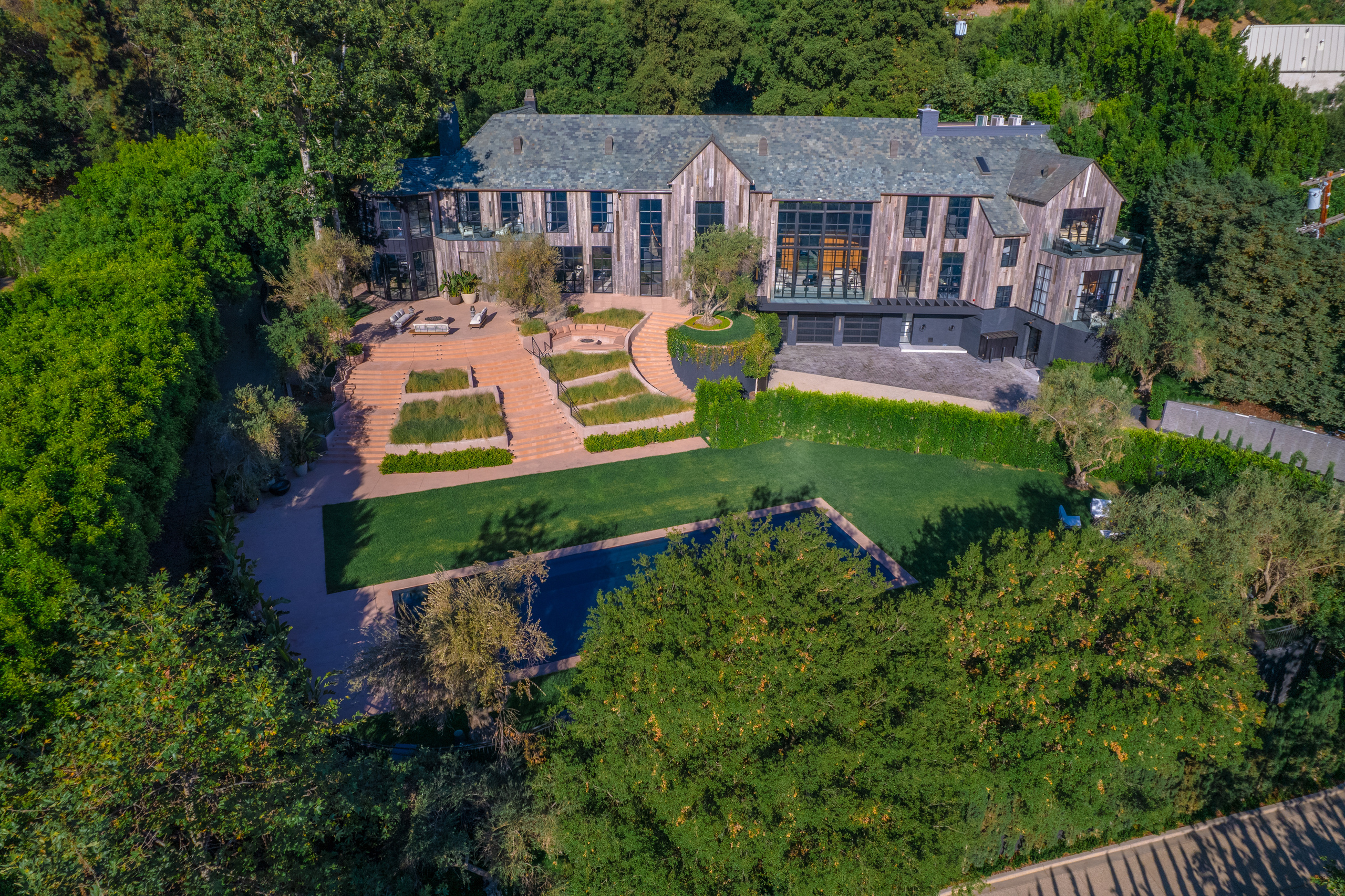 PHOTO. MASTER SHOT CREATIVE