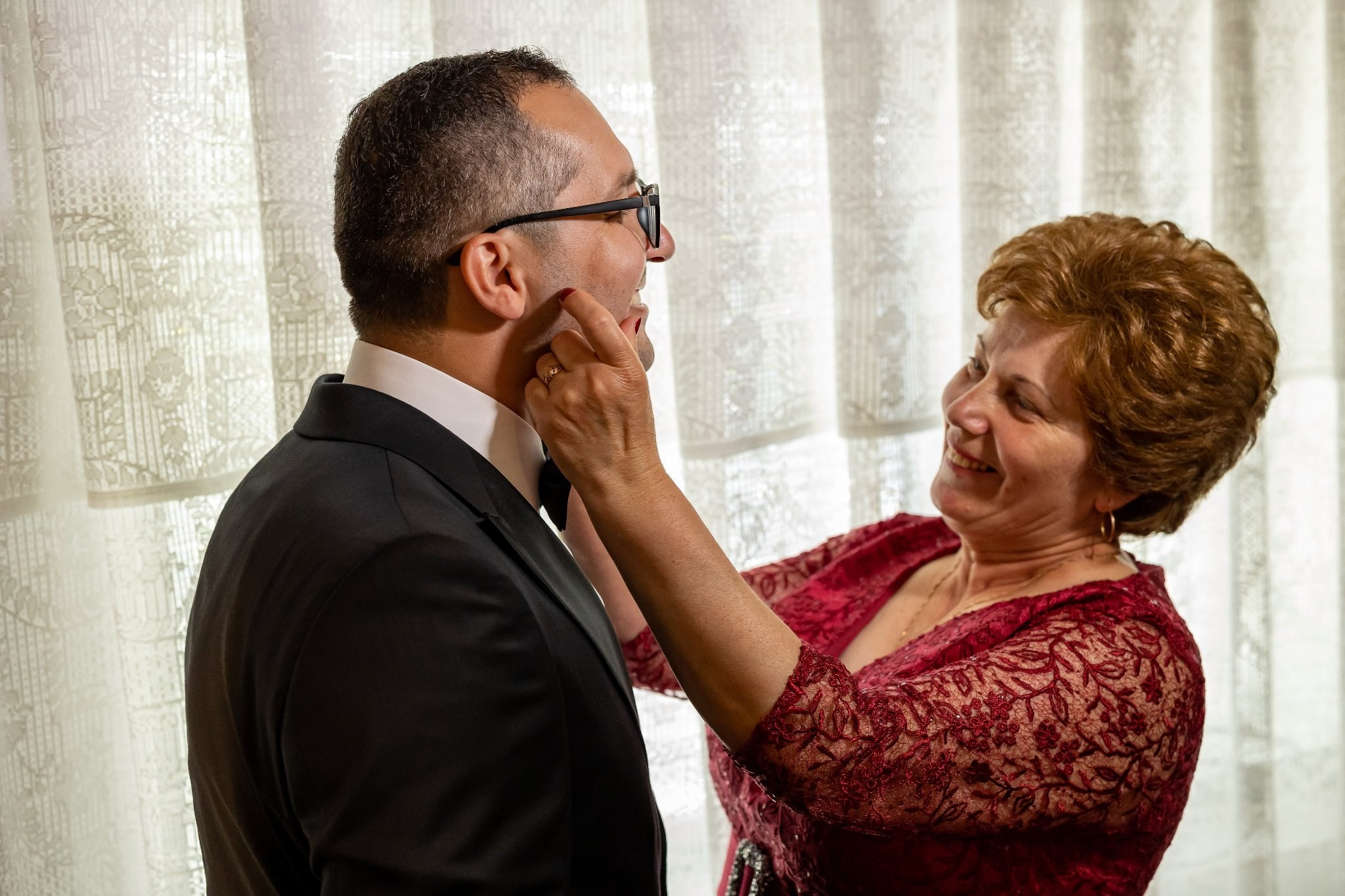 Laurentiu si Ilenca. Fotograf Nuntă Constanța - Moments by Gub