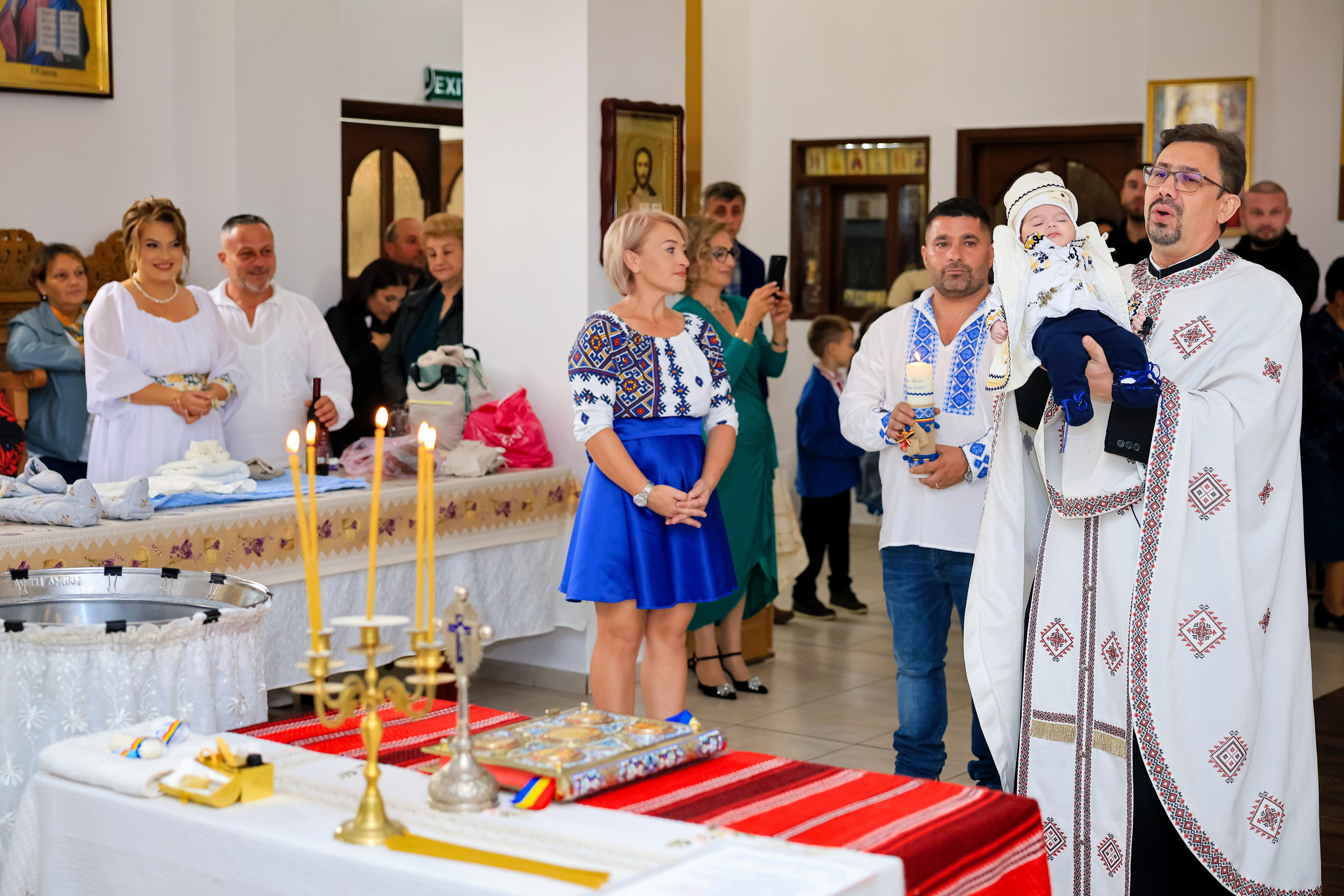 Andrei Sebastian. Moments By Gub