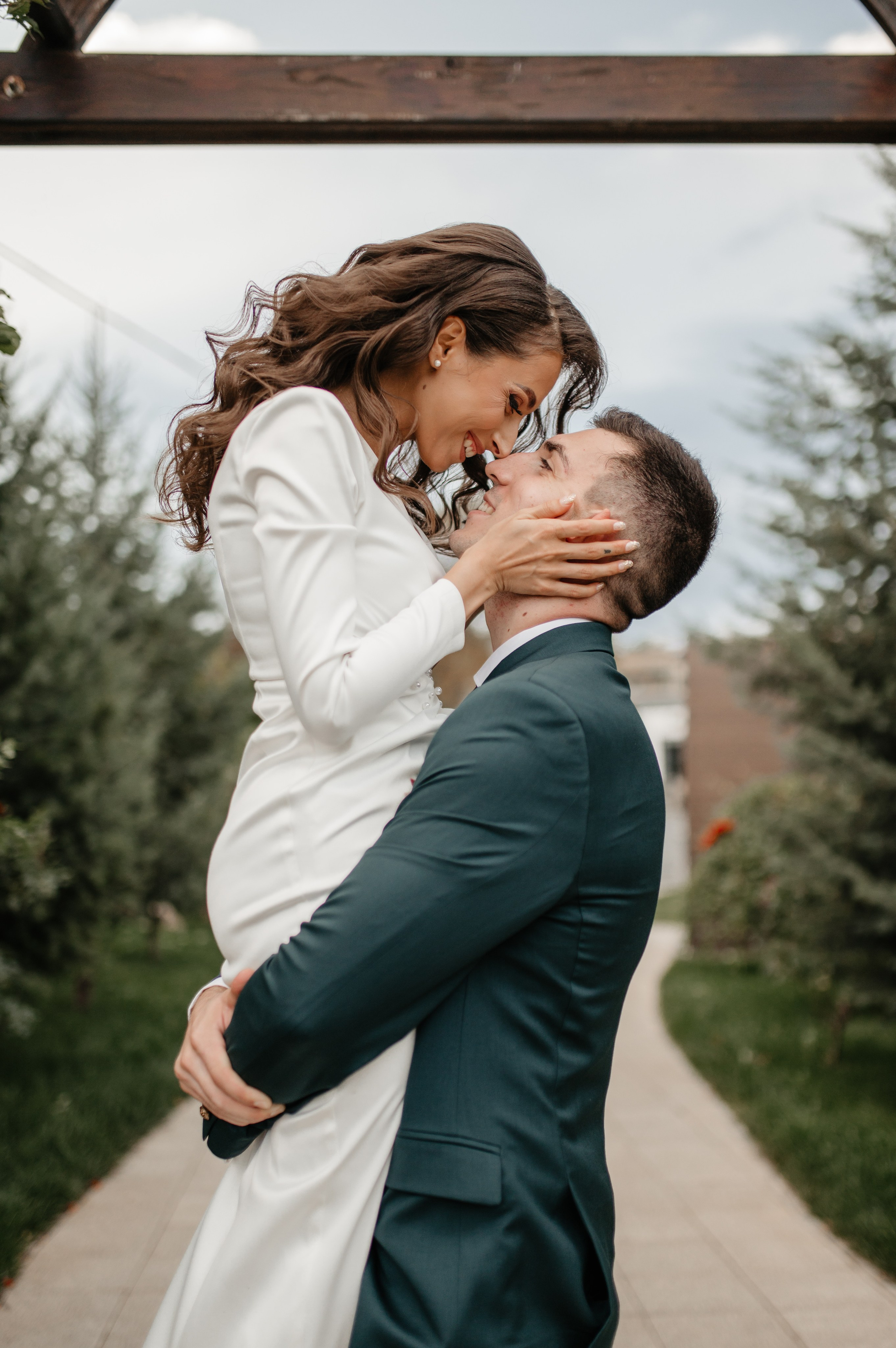 Nunta toamna La Castel. Proud Vision Weddings | Wedding Photography & Film — Servicii profesionale Foto Video Nunta Iasi