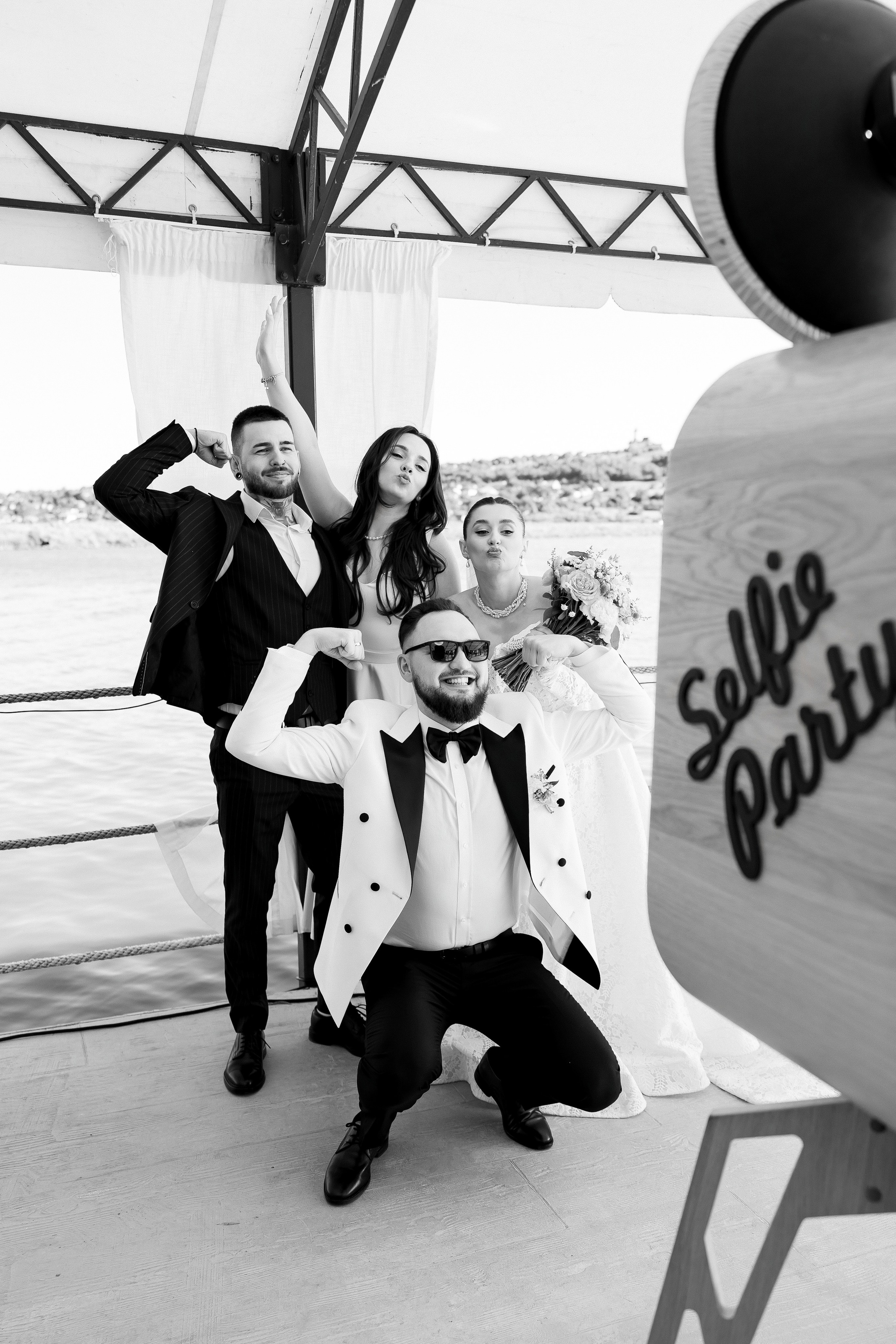 Florin & Corina — Complexul Turistic Costesti — Wedding Day. Servicii Foto și Video 067188353