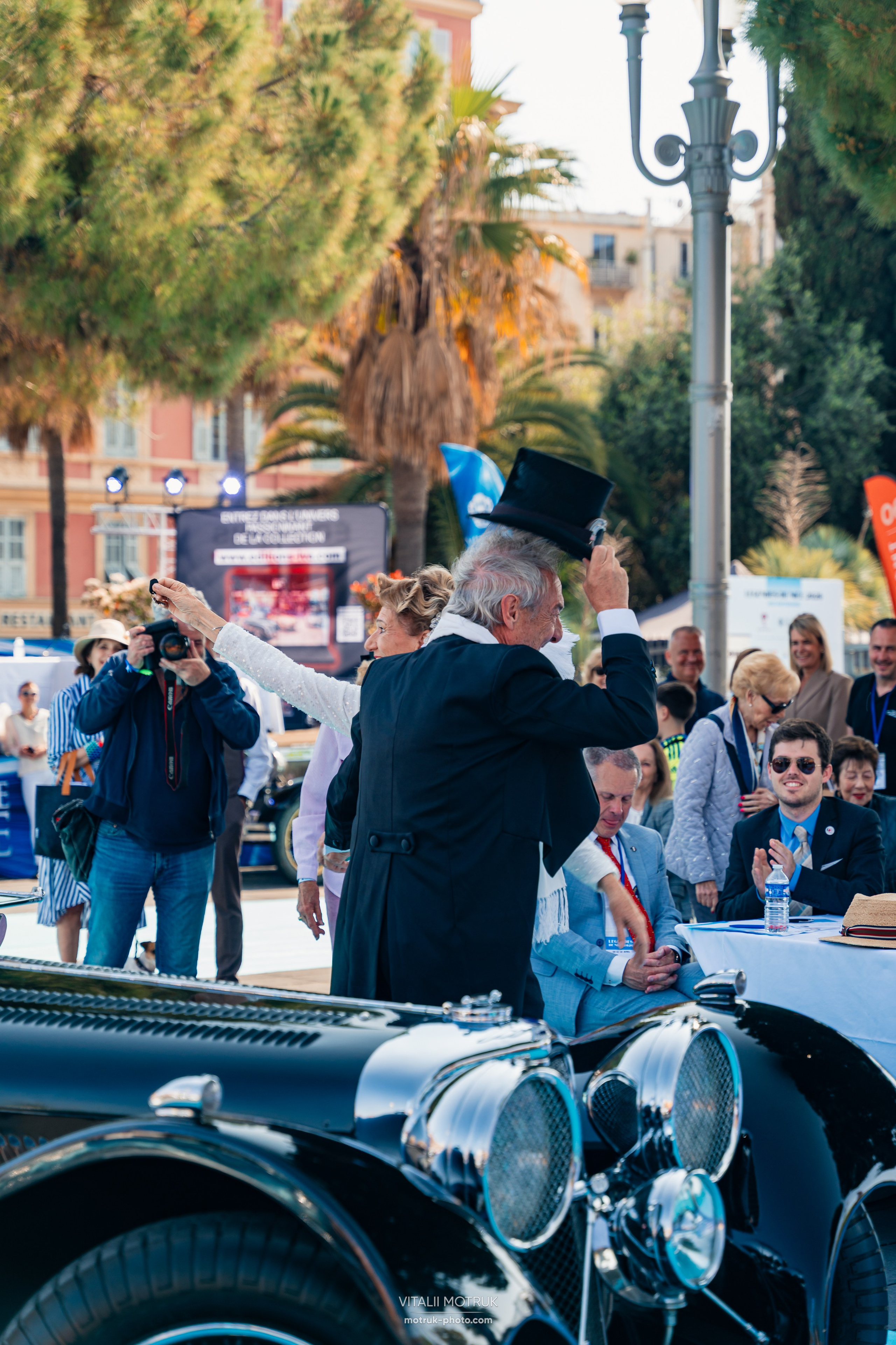 Legends de Nice. Photographe de voitures à Paris — Vitalii Motruk