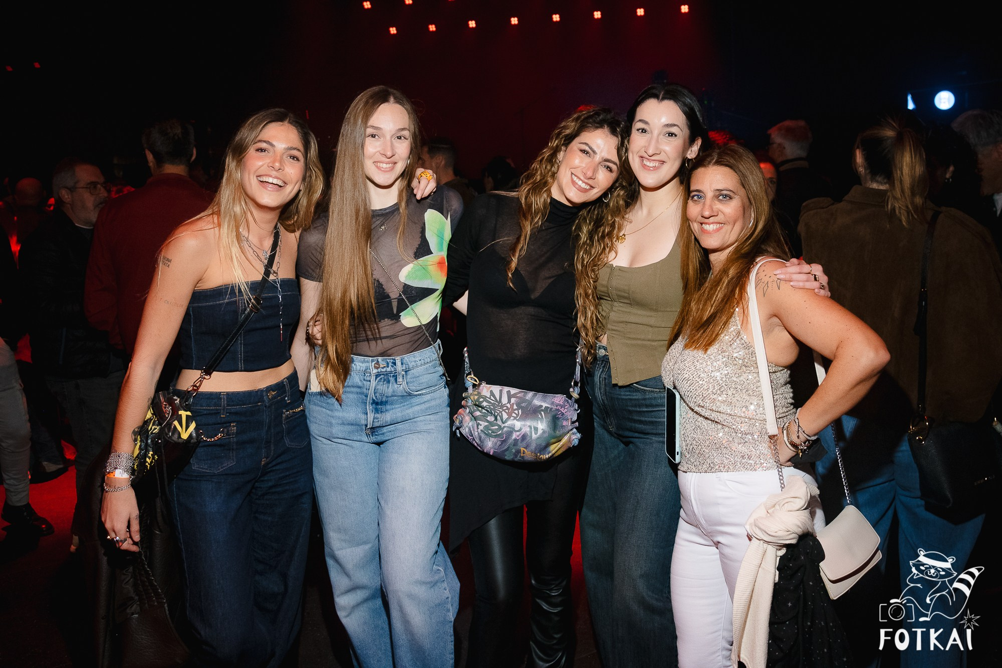 Фотоотчёт с концерта Miss Caffeina 27 марта 2026 в Аликанте | FOTKAI