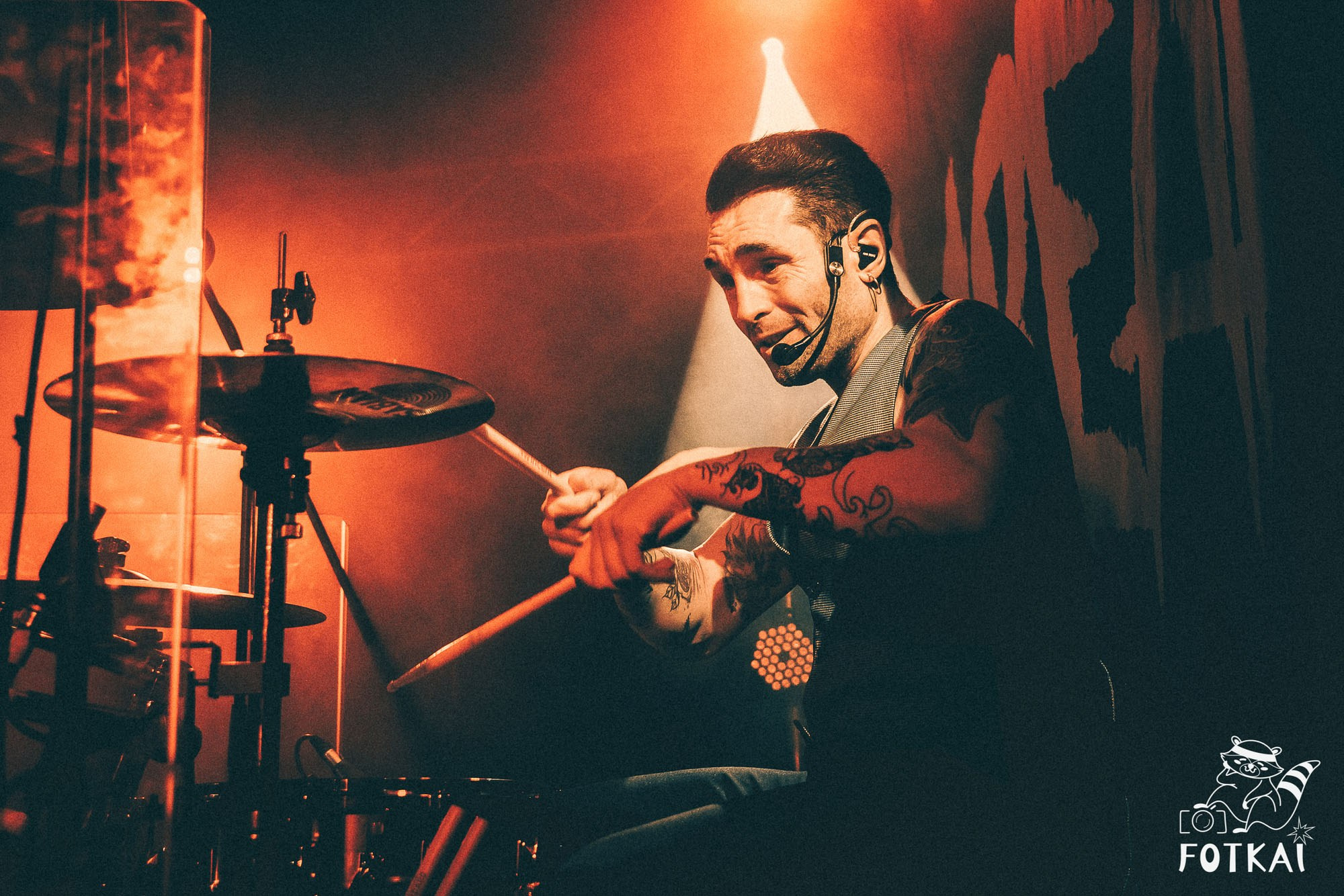 DENISDENIS — reportaje fotográfico del concierto en la Sala Marearock (Alicante) | FOTKAI