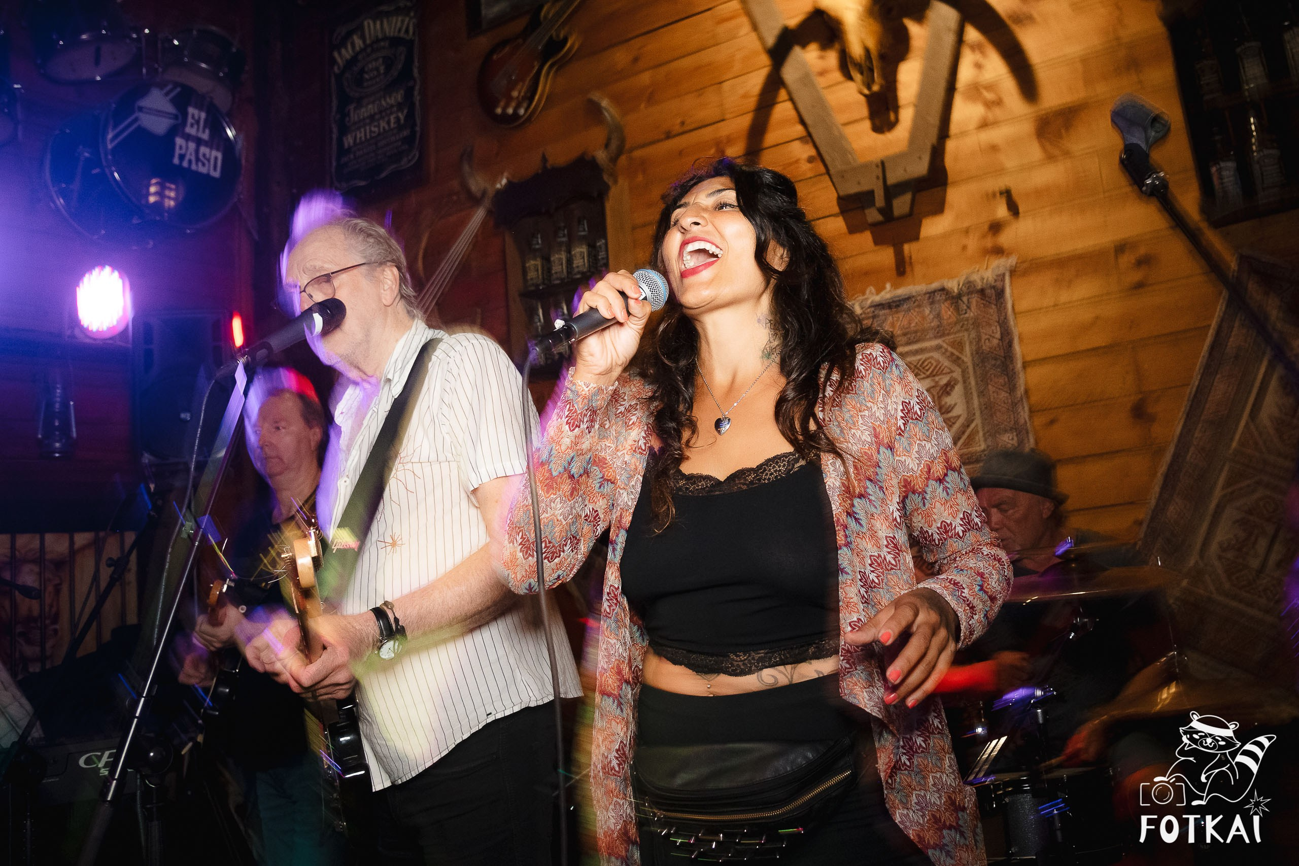 The Comebacks en El Paso Rock Bar Torrevieja: Reportaje fotográfico 11.10.25 | FOTKAI