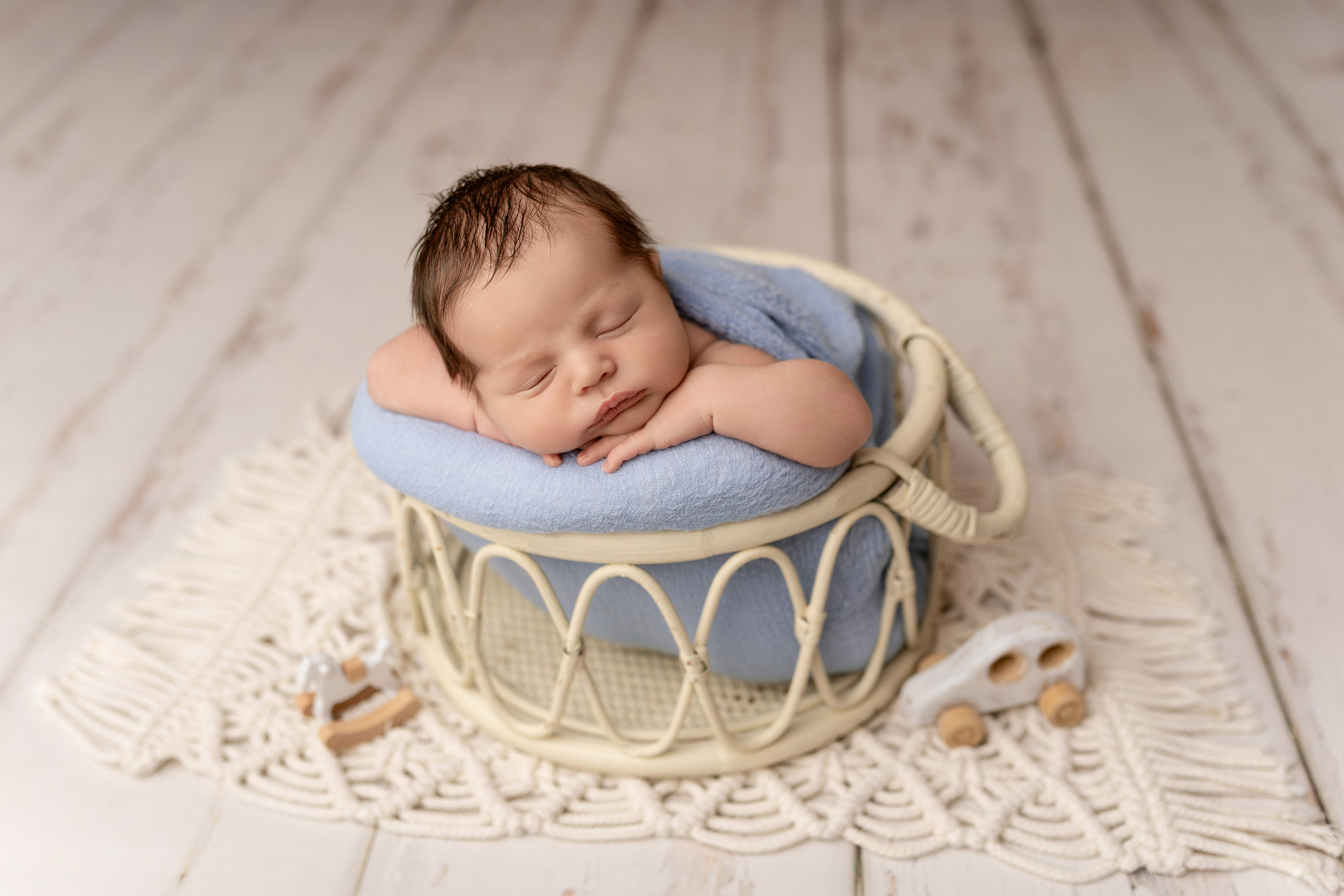 Esu Aleksandra naujagimių ir kudikių fotografė iš Vilniaus