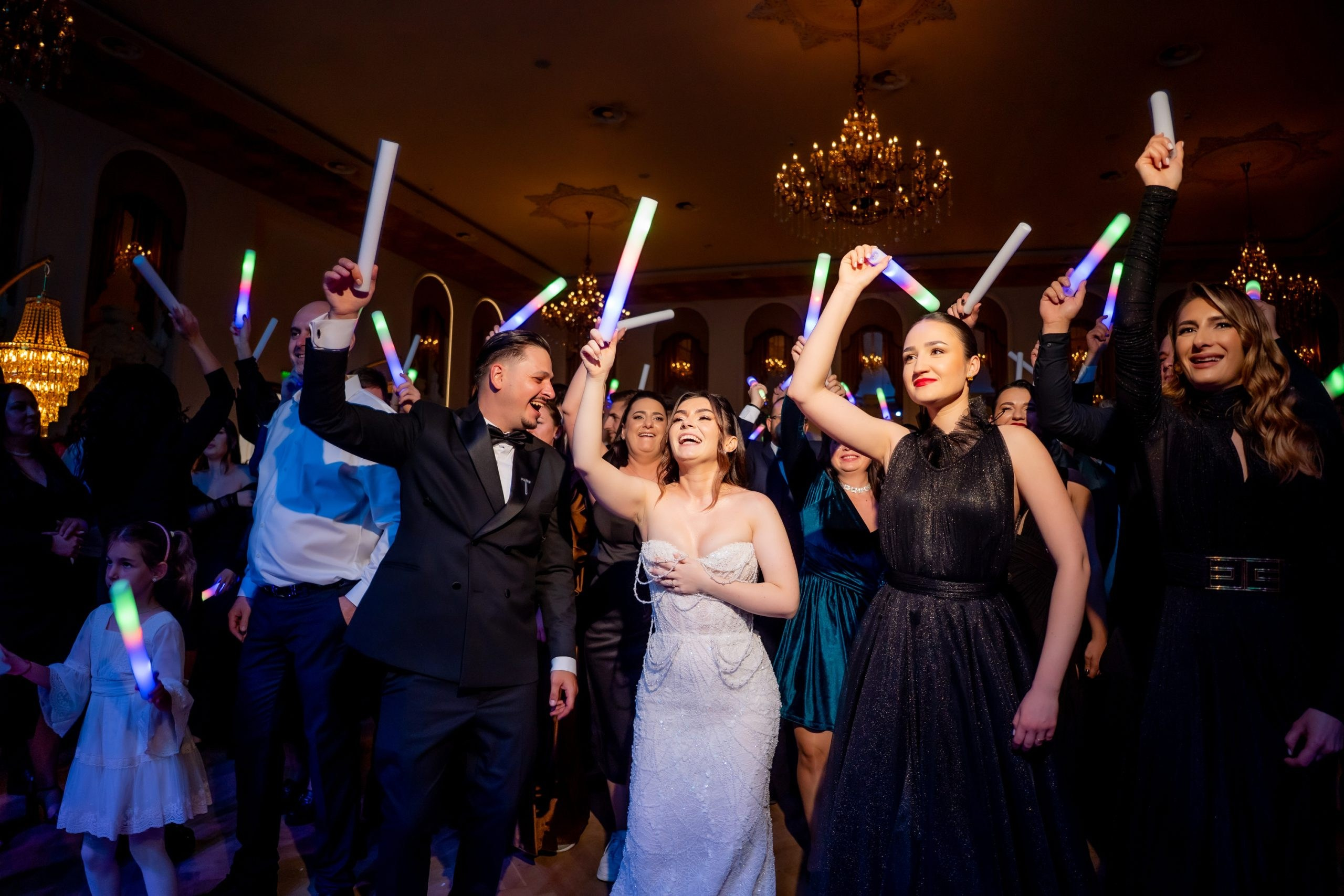 Razvan & Denisa — Ziua nuntii. Mark Fazakas — Wedding Photographer