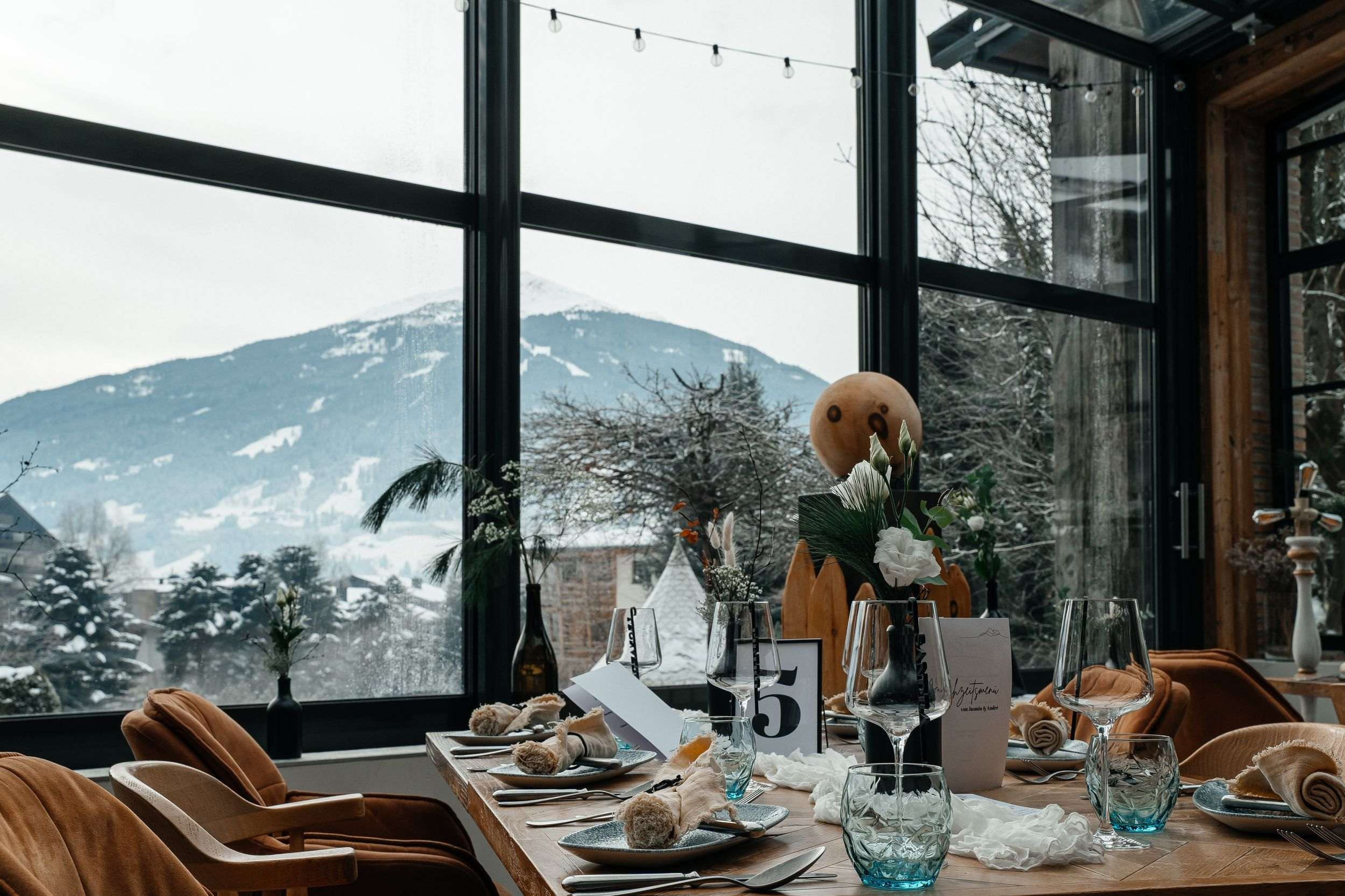 Winter Wedding Film in Bad Hofgastein — Hotel Sendlhofer’s, Austrian Alps. Wedding photographer & videographer in Germany and Frankfurt | Denis Mirosnik
