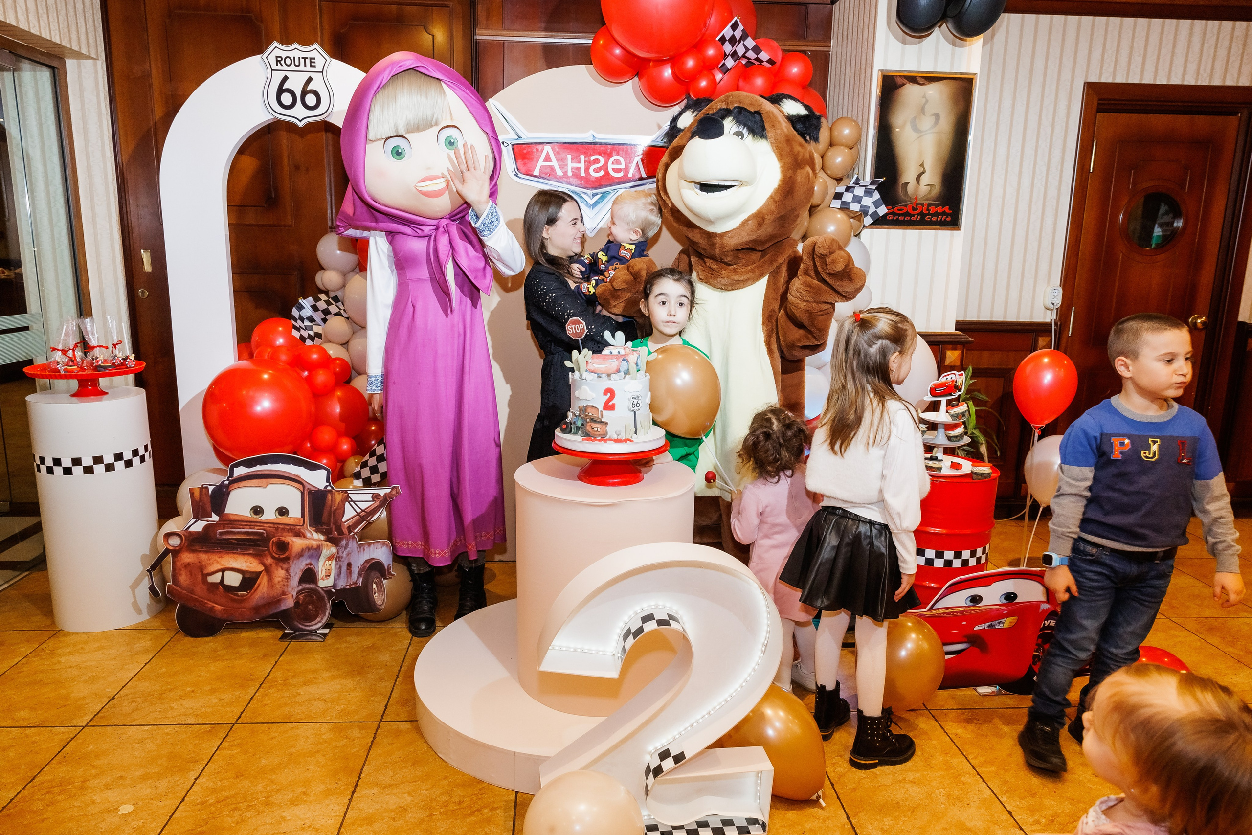 Честит Рожден Ден. Фотограф Ирина Йотова