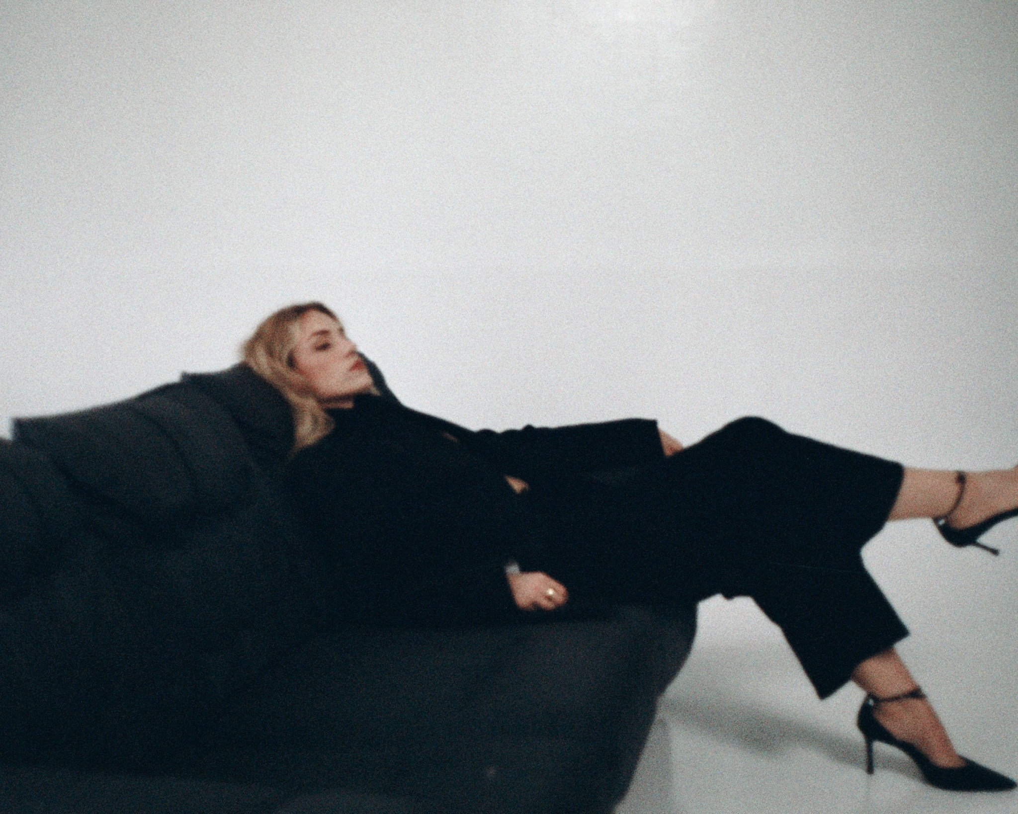 Studio. Simona St
