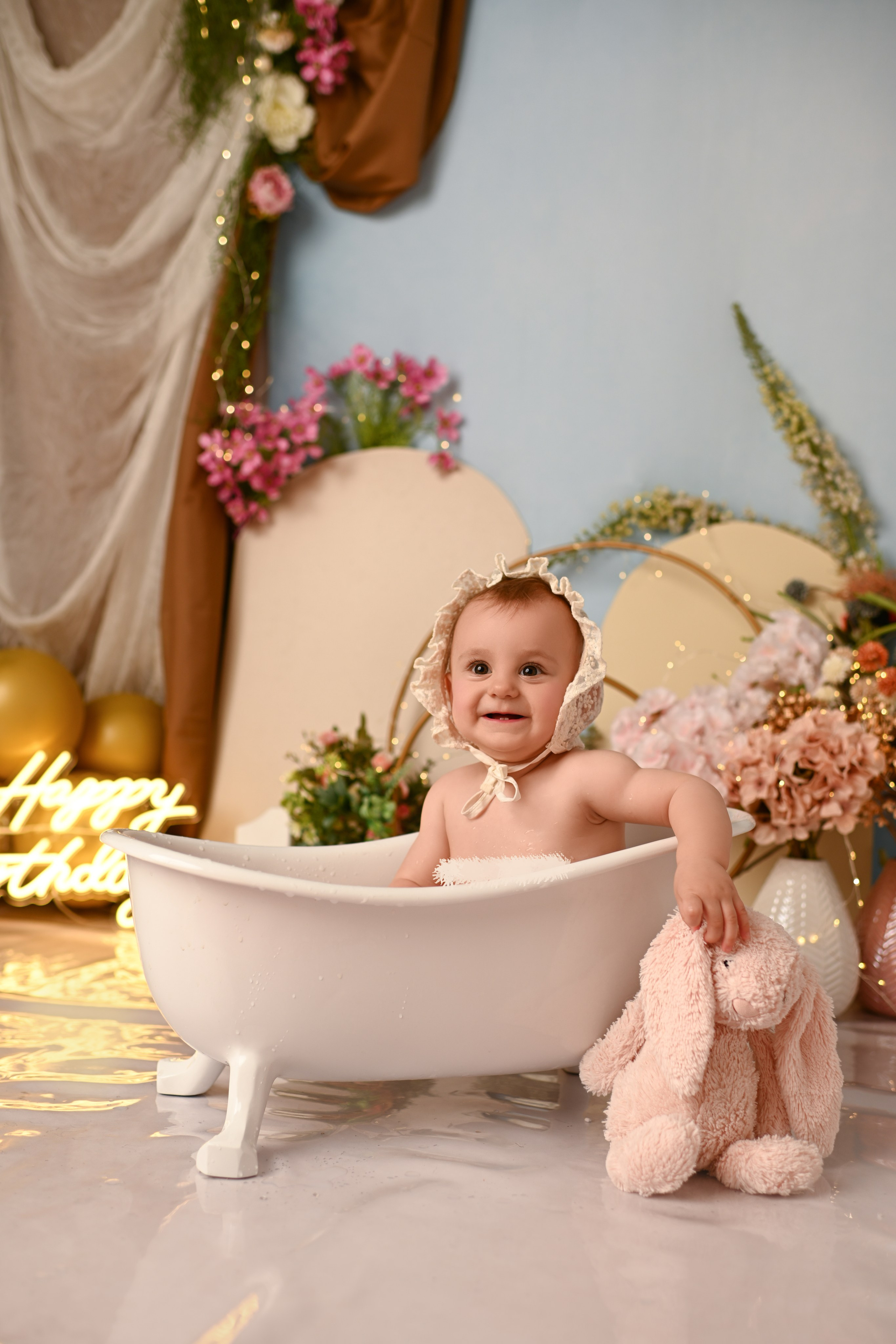Cake Smash Fotoshooting zum ersten, zweiten Geburtstag. Neugeborene, Baby Fotografin in Düren (NRW) - Vitalina Unruh