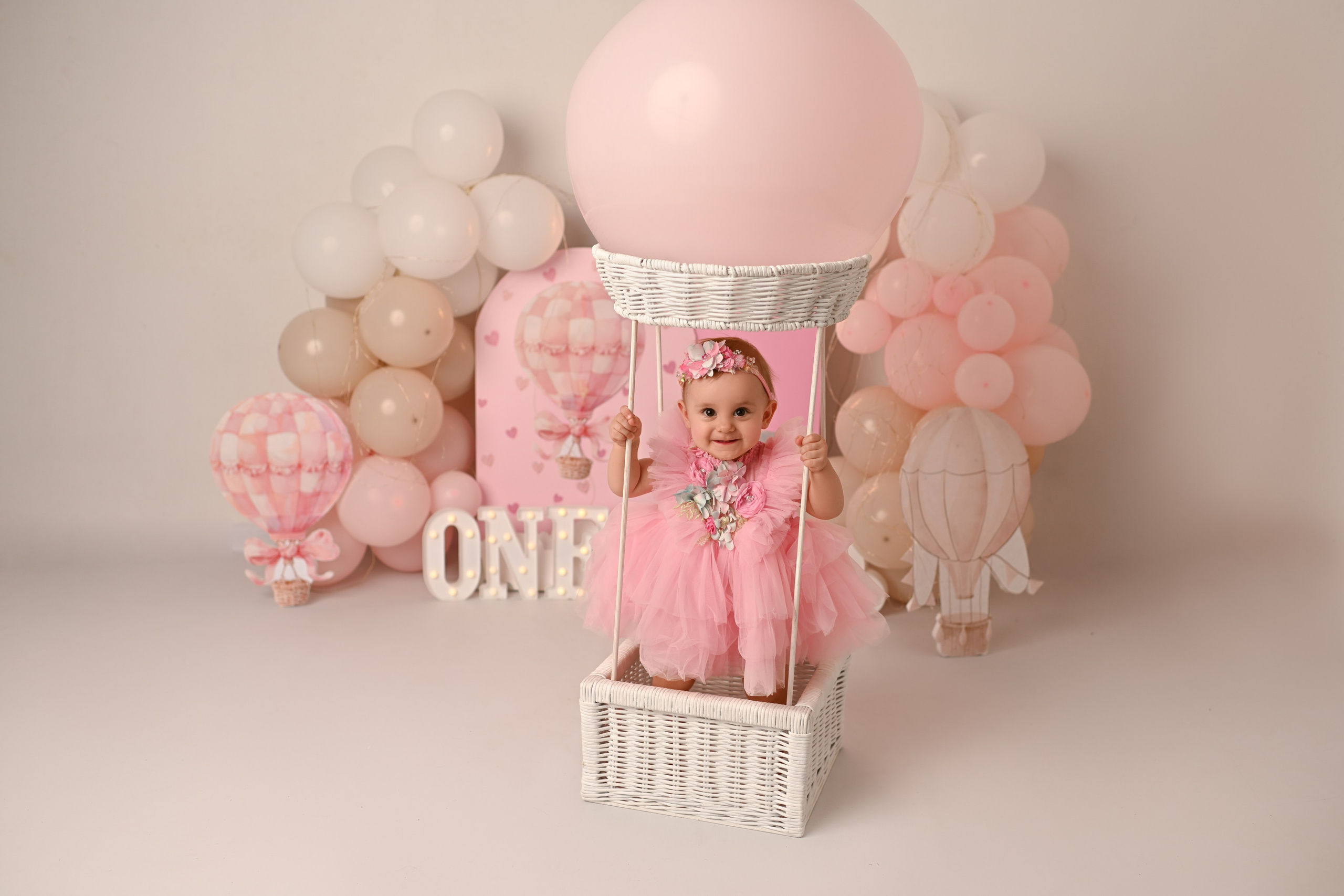 Cake Smash Fotoshooting zum ersten, zweiten Geburtstag. Neugeborene, Baby Fotografin in Düren (NRW) - Vitalina Unruh