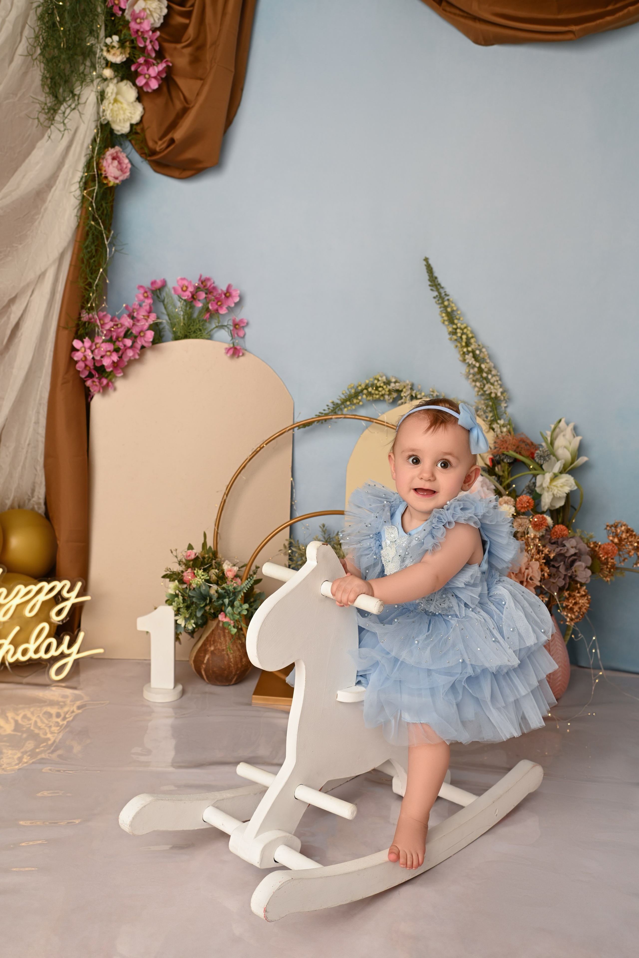 Cake Smash Fotoshooting zum ersten, zweiten Geburtstag. Neugeborene, Baby Fotografin in Düren (NRW) - Vitalina Unruh