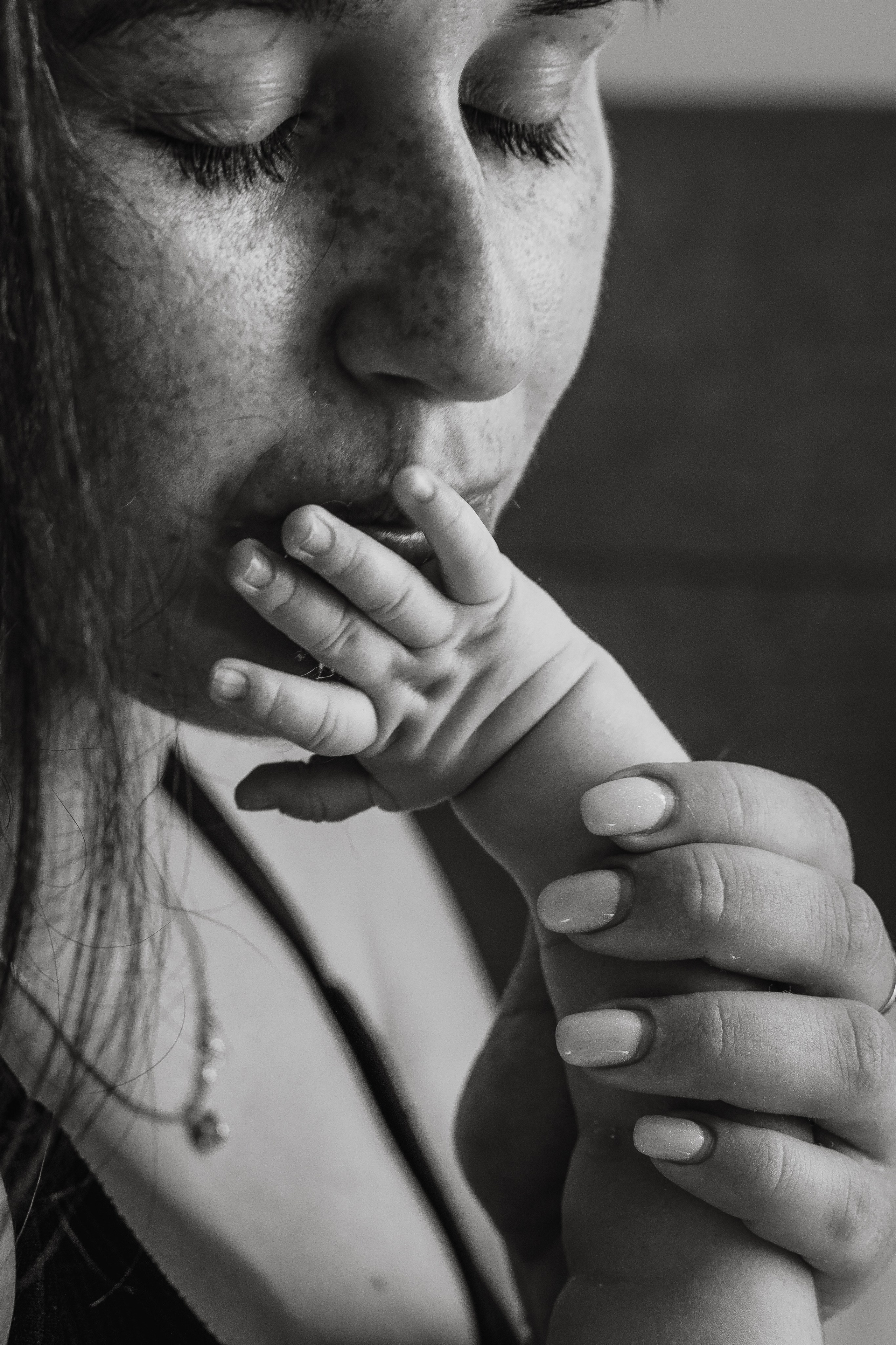 Natural Newborn Photography at Home – Soft & Timeless. Alisa Tant — Family and newborn photographer Bucks County, Montgomery county, Philadelphia, NJ