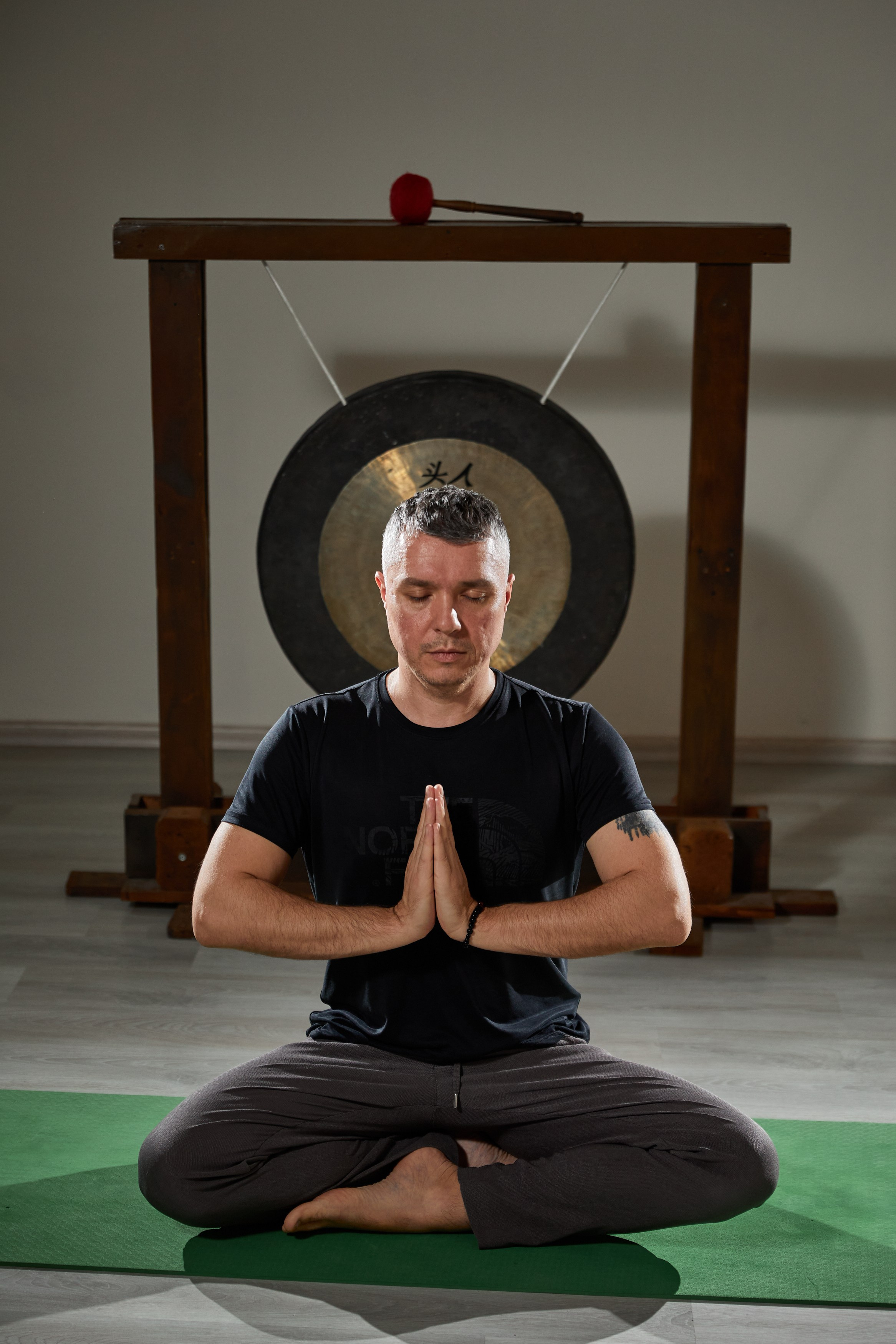 Практика в Yoga Shahi Center. Photographer in Baku Kamran Enceladus