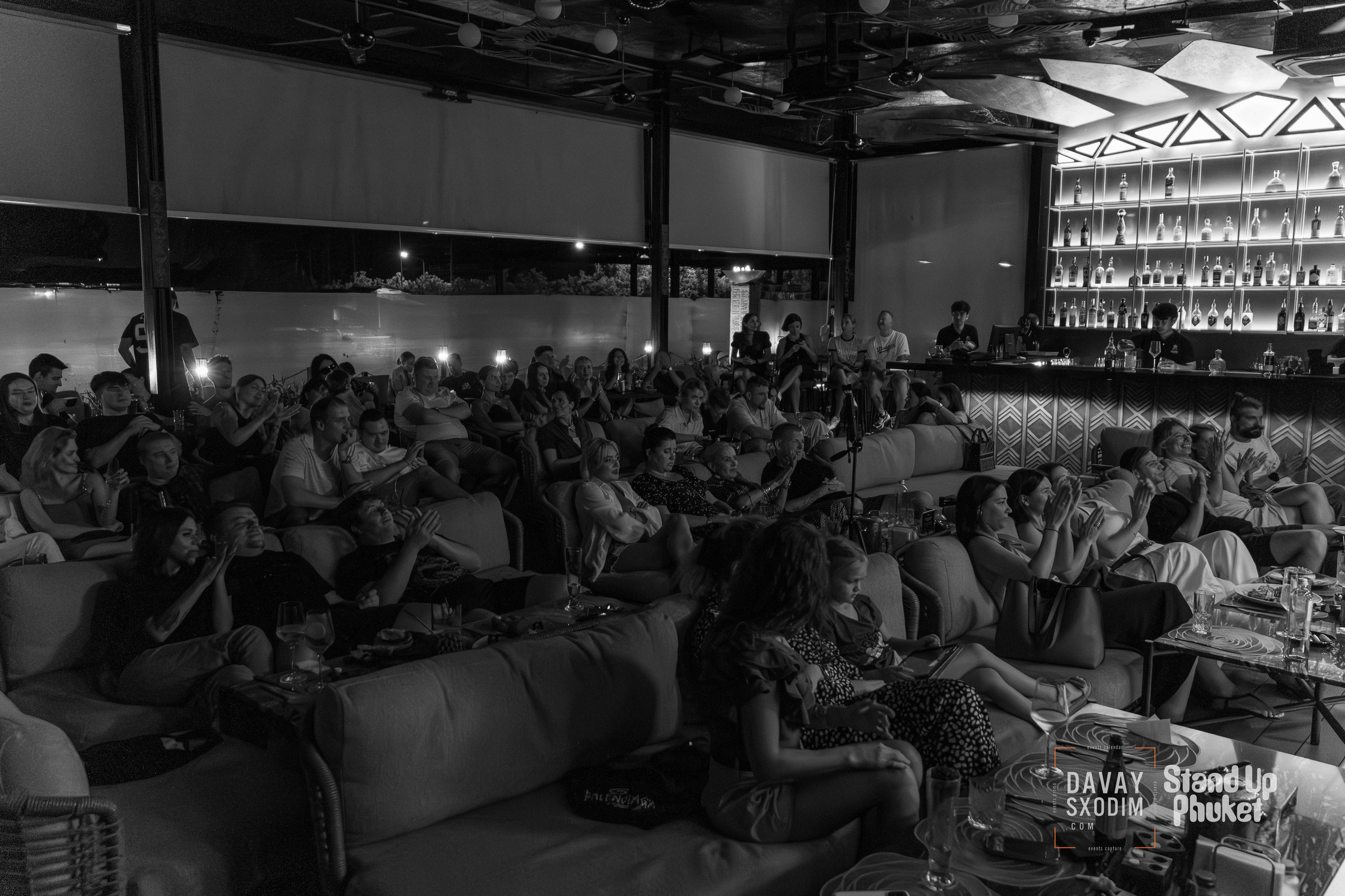 Standup Влада Лапина | Фоторепортаж | Афиша | DAVAYSXODIM.com PHUKET. АФИША|ФОТОРЕПОРТАЖИ|ИВЕНТЫ|ПХУКЕТ