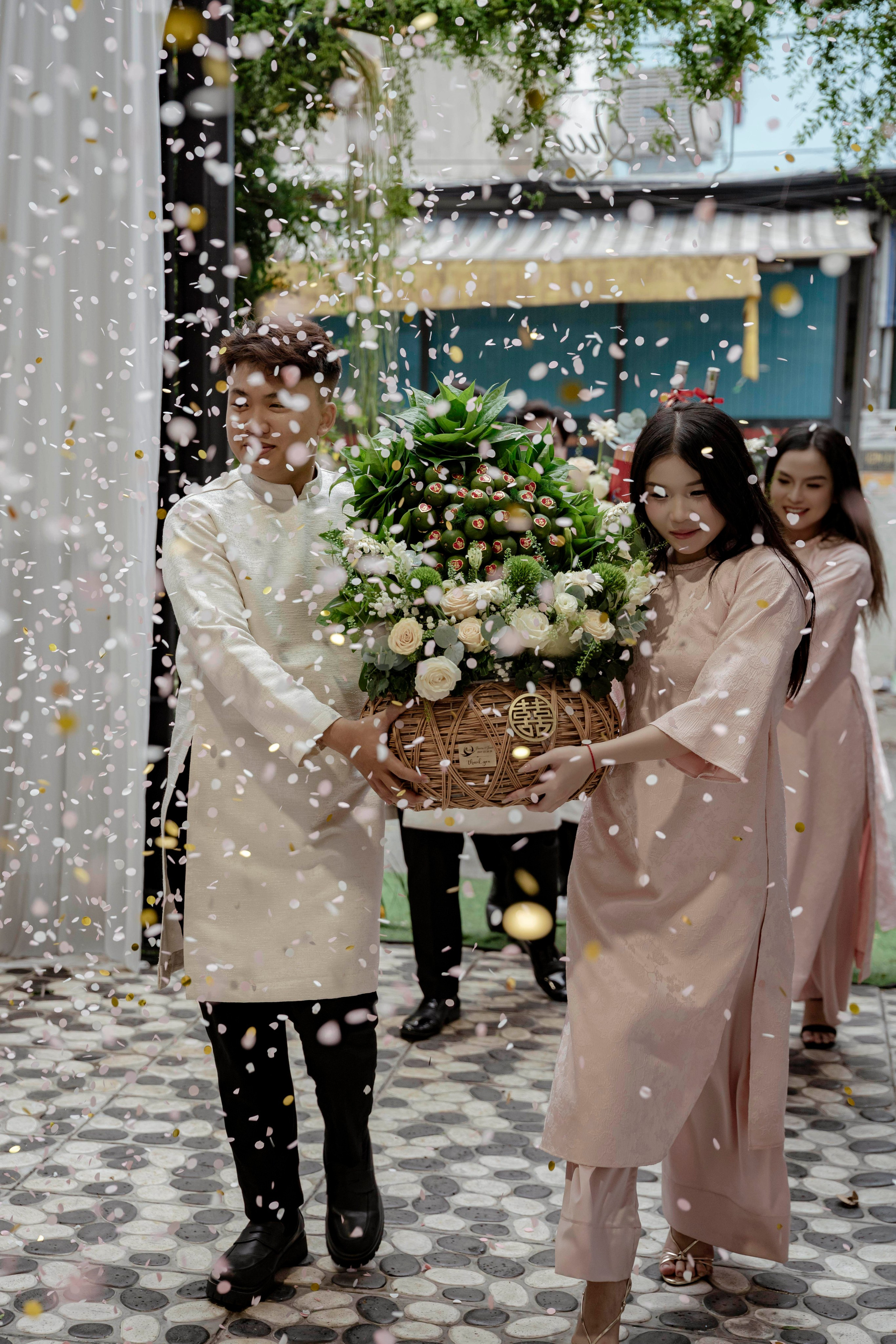 JOE & MIA. WEDDING PHOTOGRAPHER IN VIETNAM