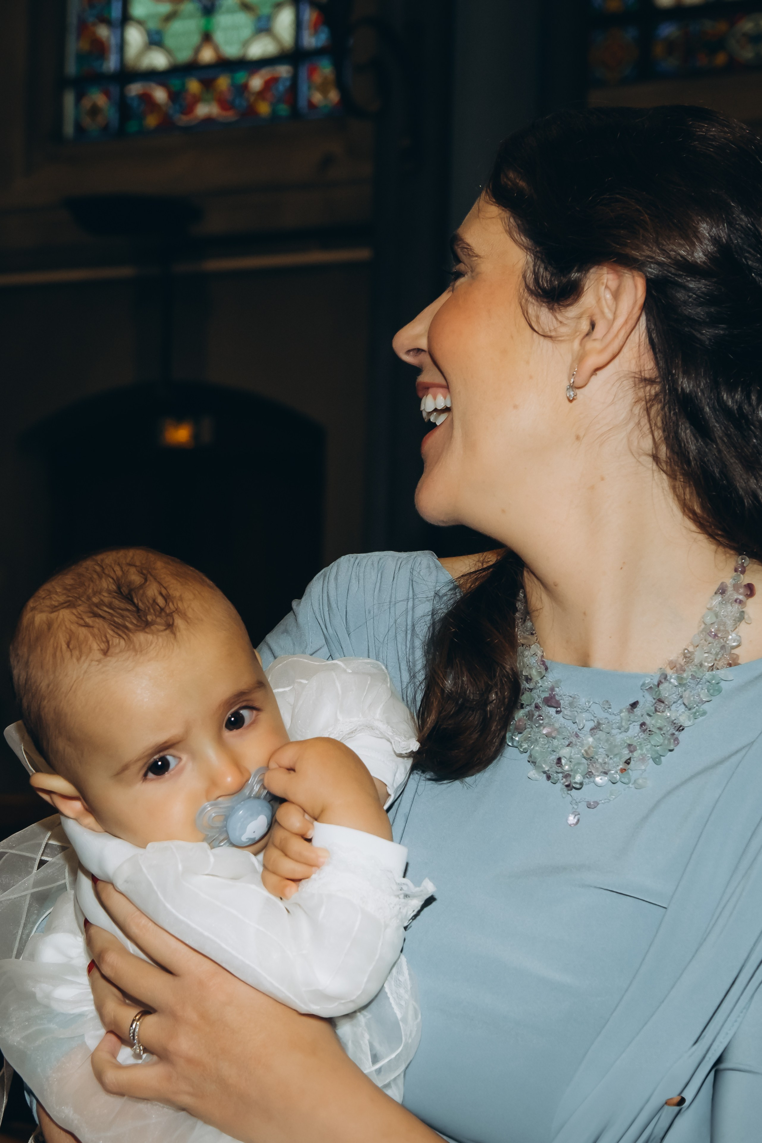 Petite Sonia: cérémonie de baptême. Photographer in Paris Marina Chaput