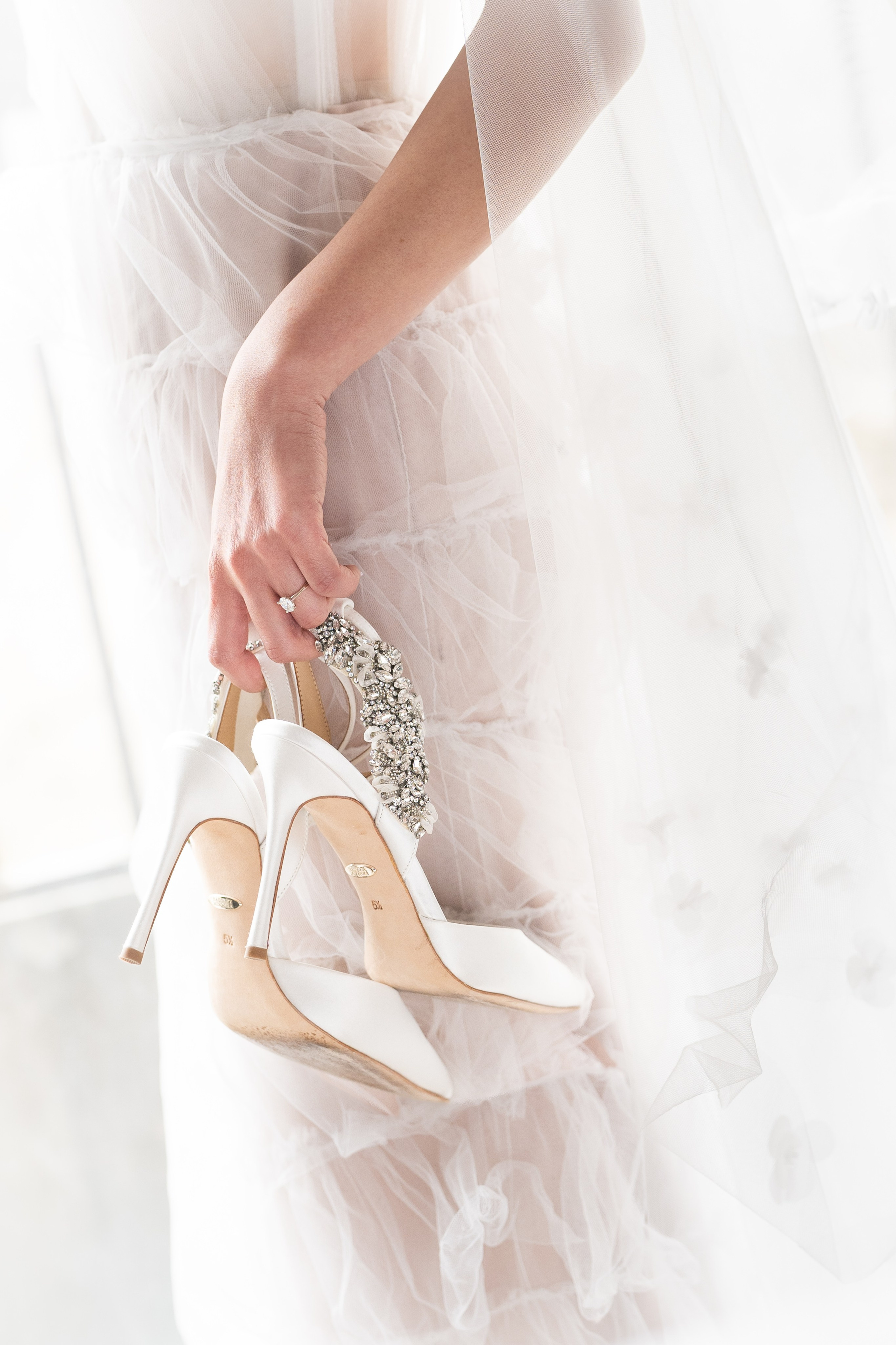 Weddings & Engagements. Wedding and event photographer in guelph ontario canada Jessica Giovanni