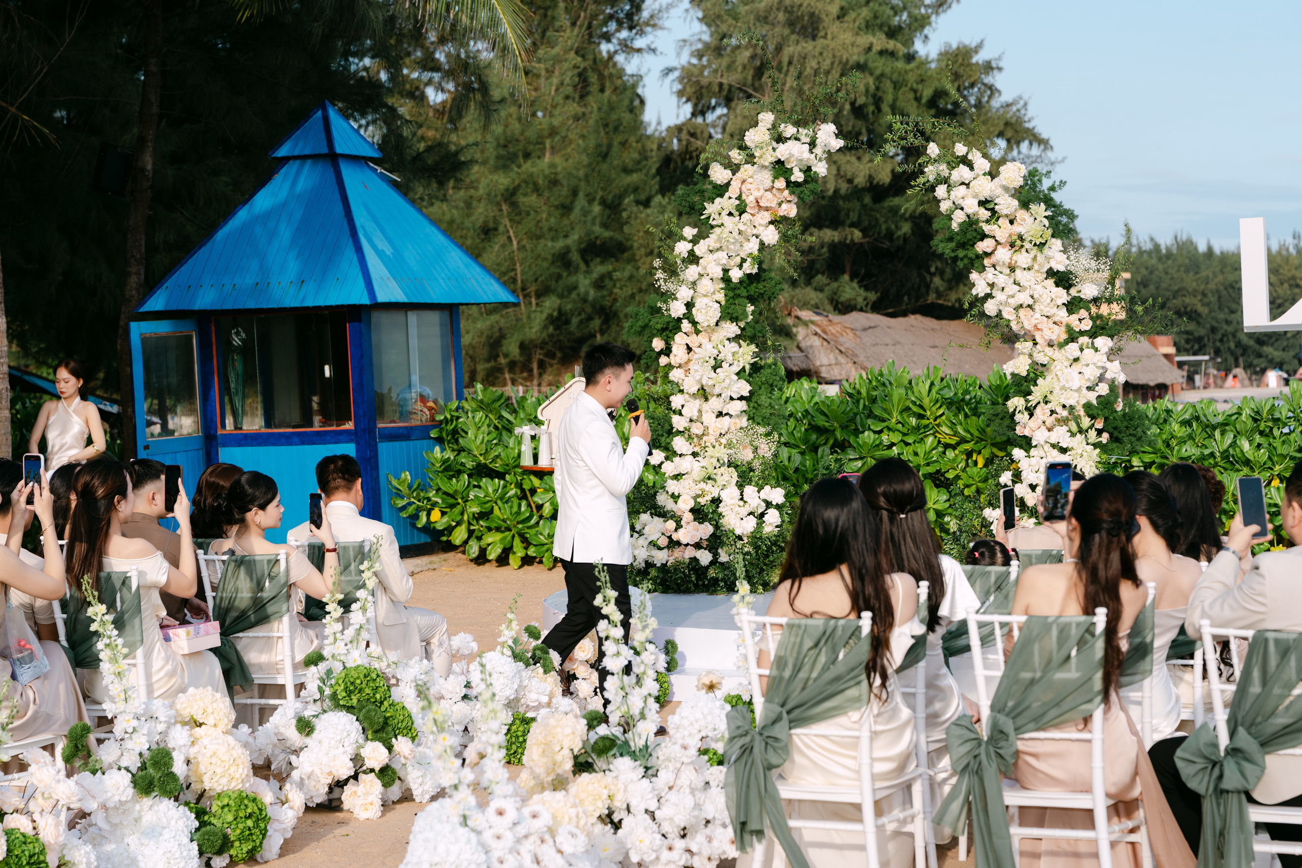 Tu + Trang | Photojournalism. BenColor Studio