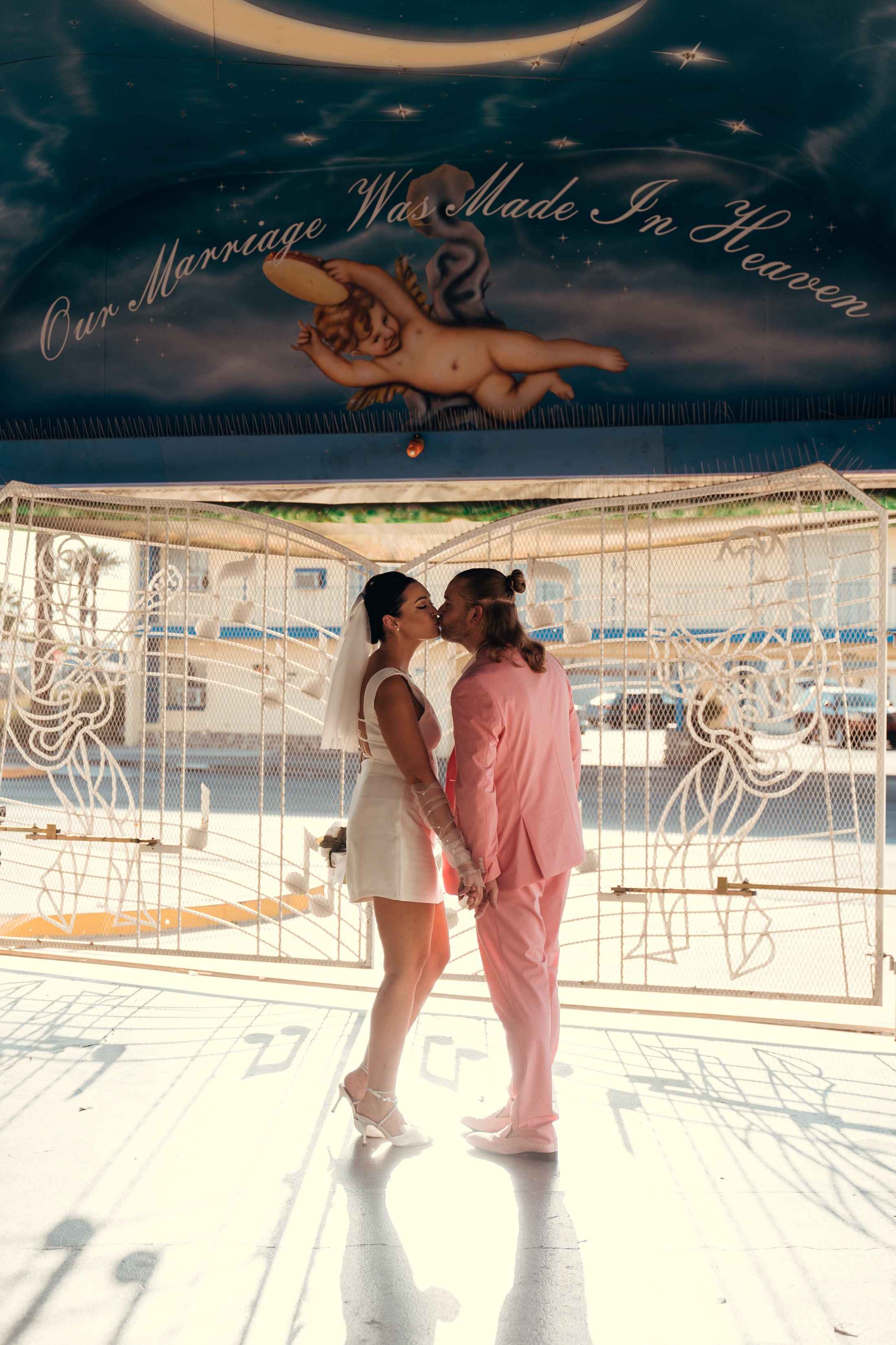 Joey&Afton. Wedding & elopement photographer Viktoriya Kravtsov. Las Vegas