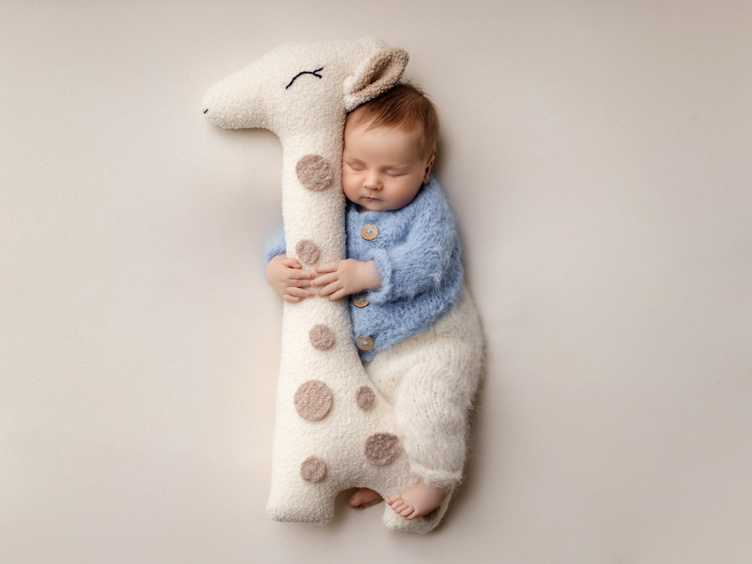 Esu Aleksandra naujagimių ir kudikių fotografė iš Vilniaus