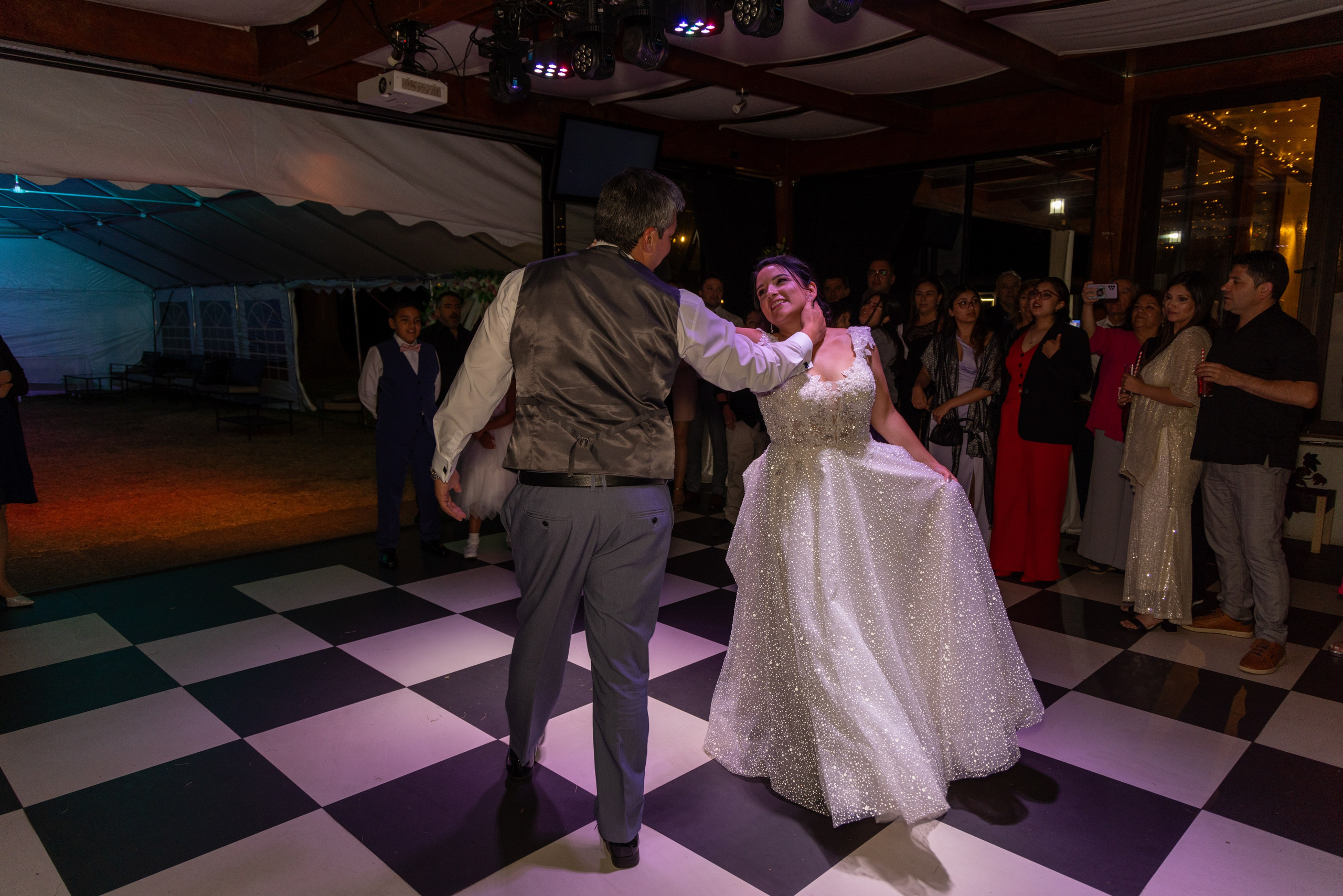 Katherin y Daniel. Dinka & Emilio - El arte de preservar lo que no se repite