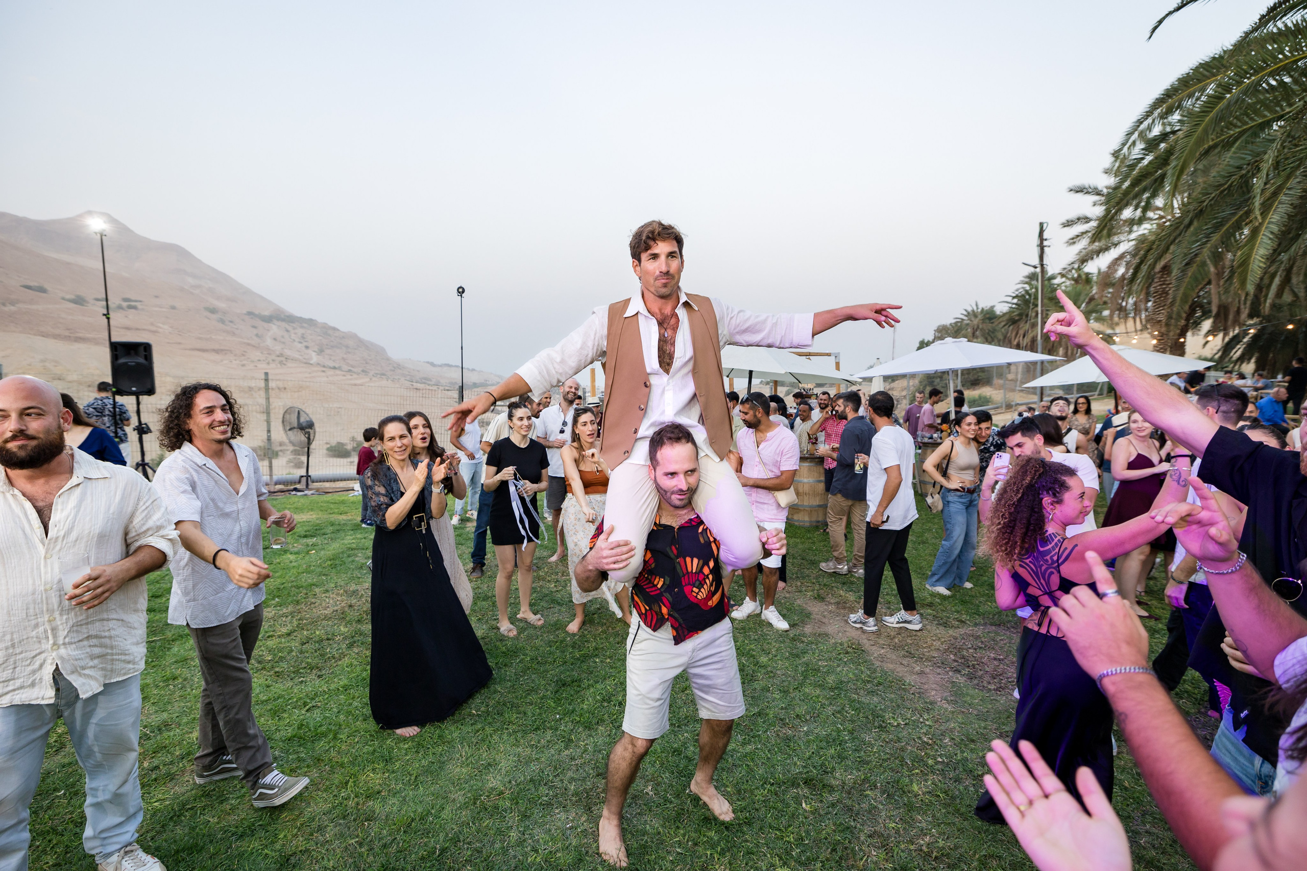 Shirley & Yoav. AMIR BUCHNIK PHOTOGRAPHER