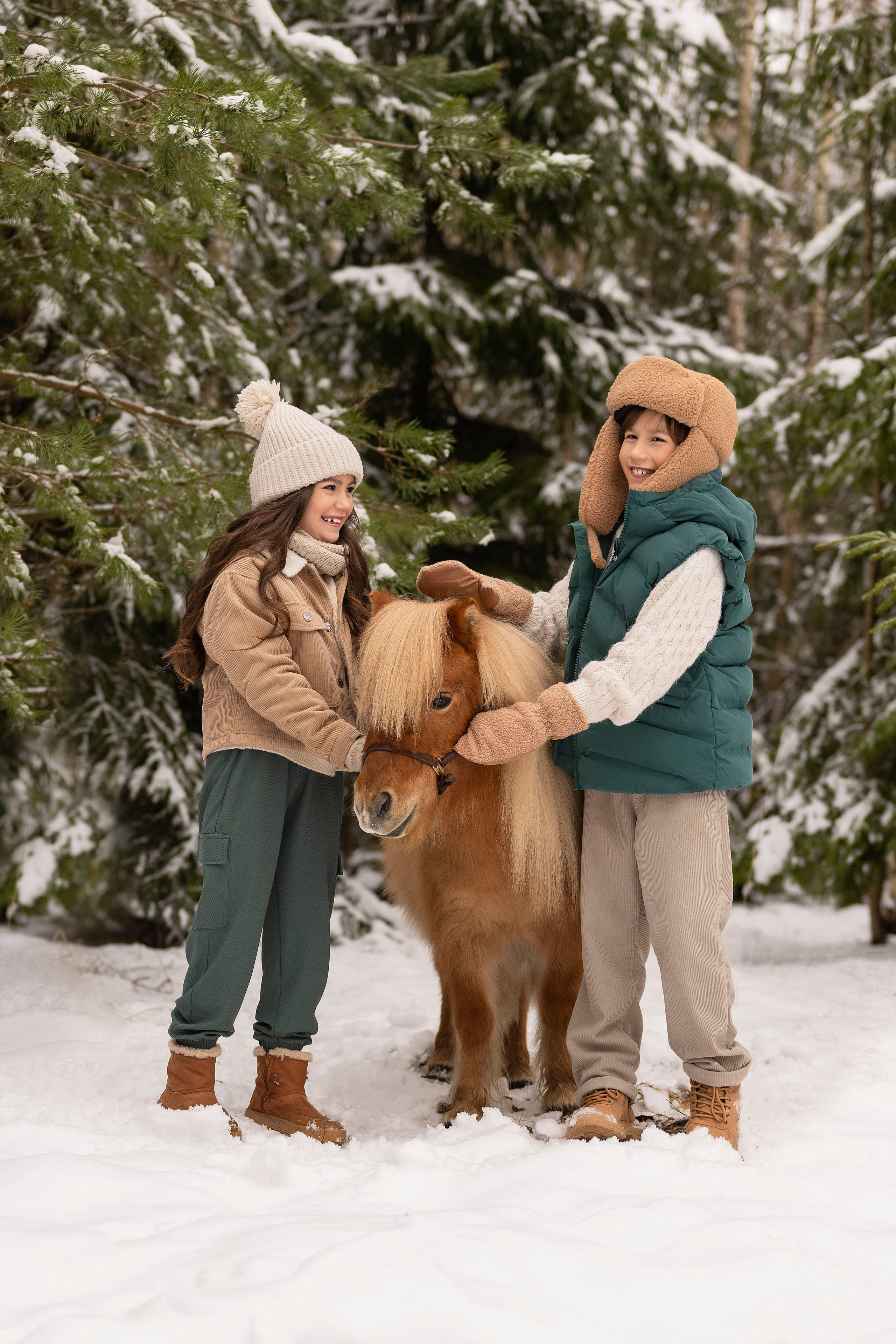 София, Микаэль и пони. Зимняя сказка. Анна Григьян — фотограф ретушёр в Даугавпилсе (Латвия)
