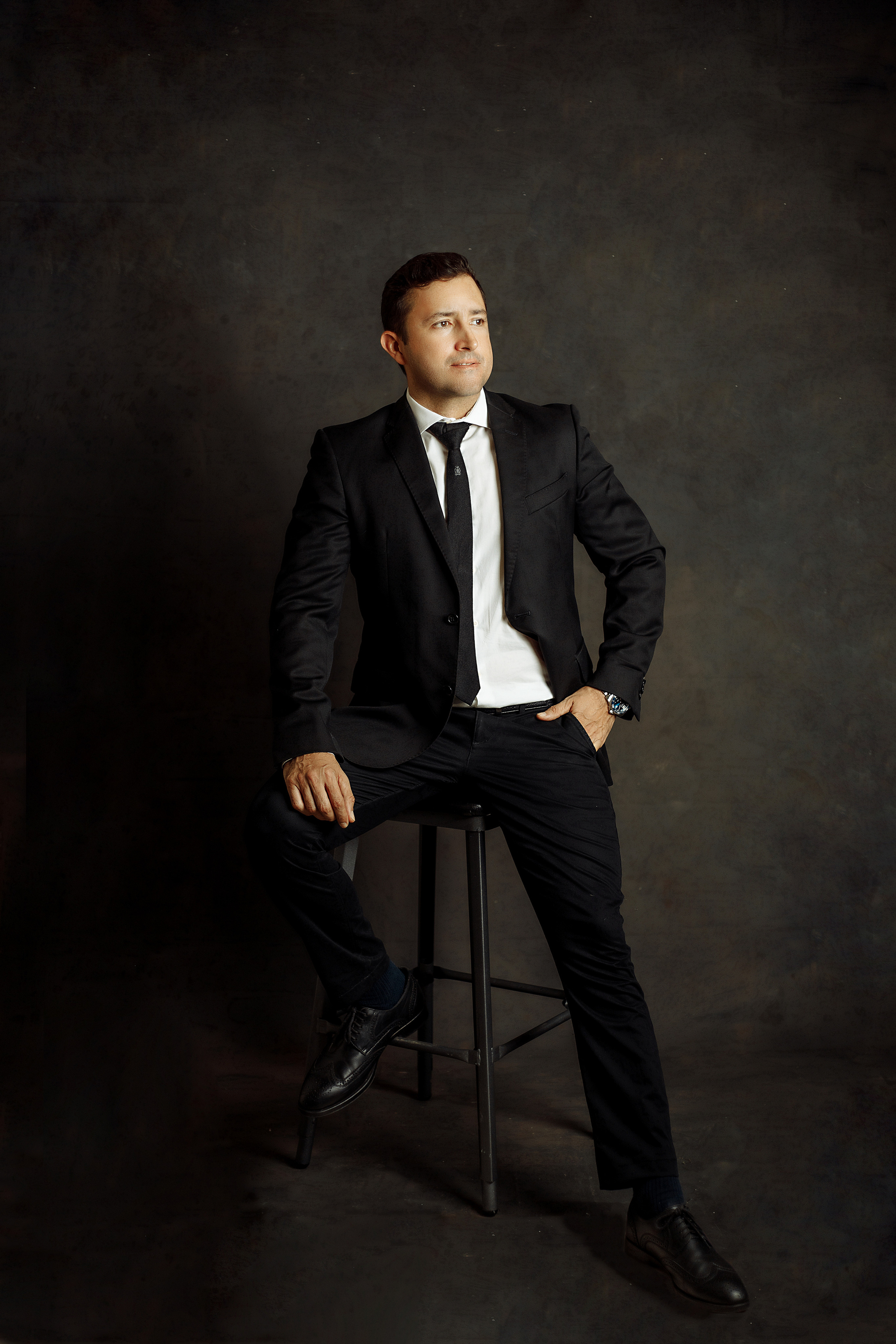 Omar. Retrato profesional. Victoria Castellanos. Photographer in Mazatlán