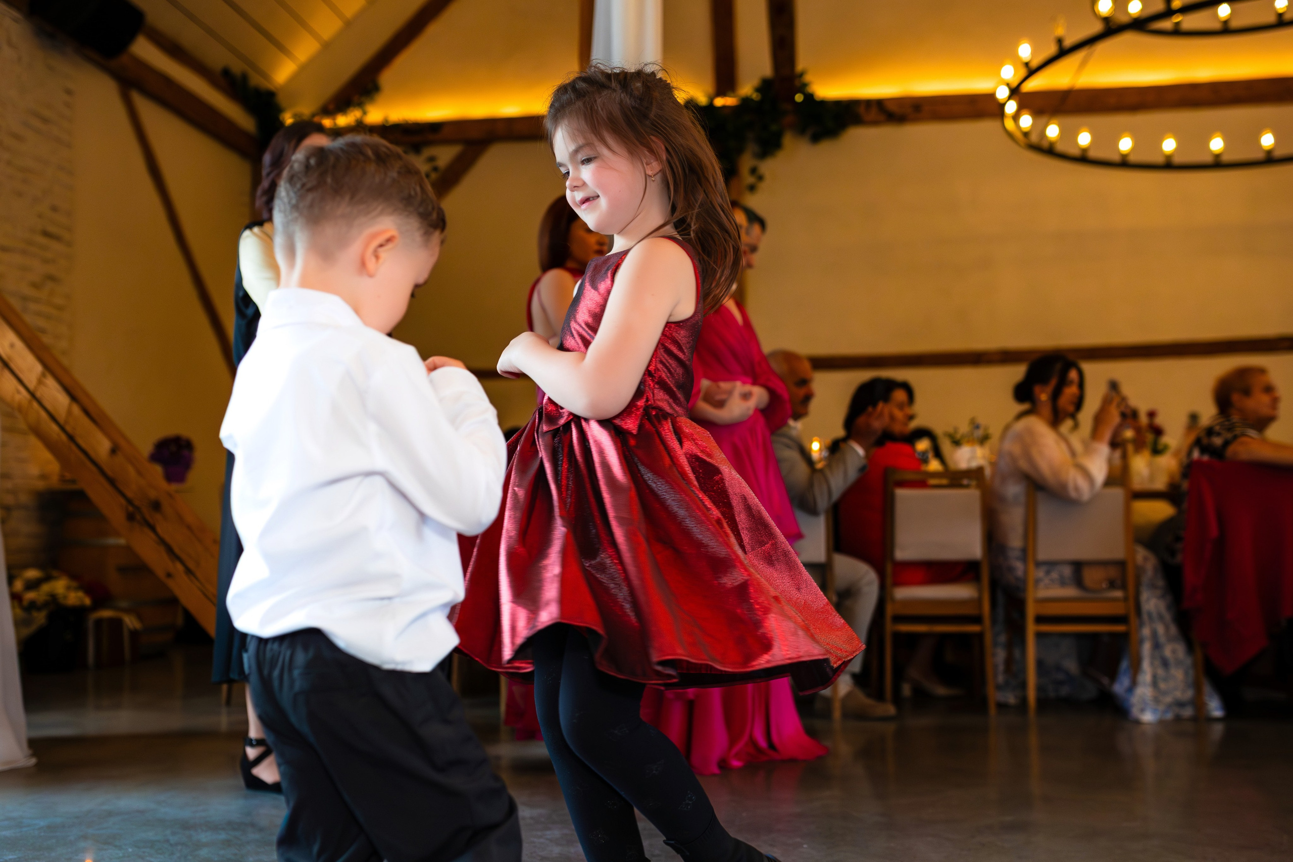 Petrecere Raluca si Paul. Ionut Brehuescu — Fotograf