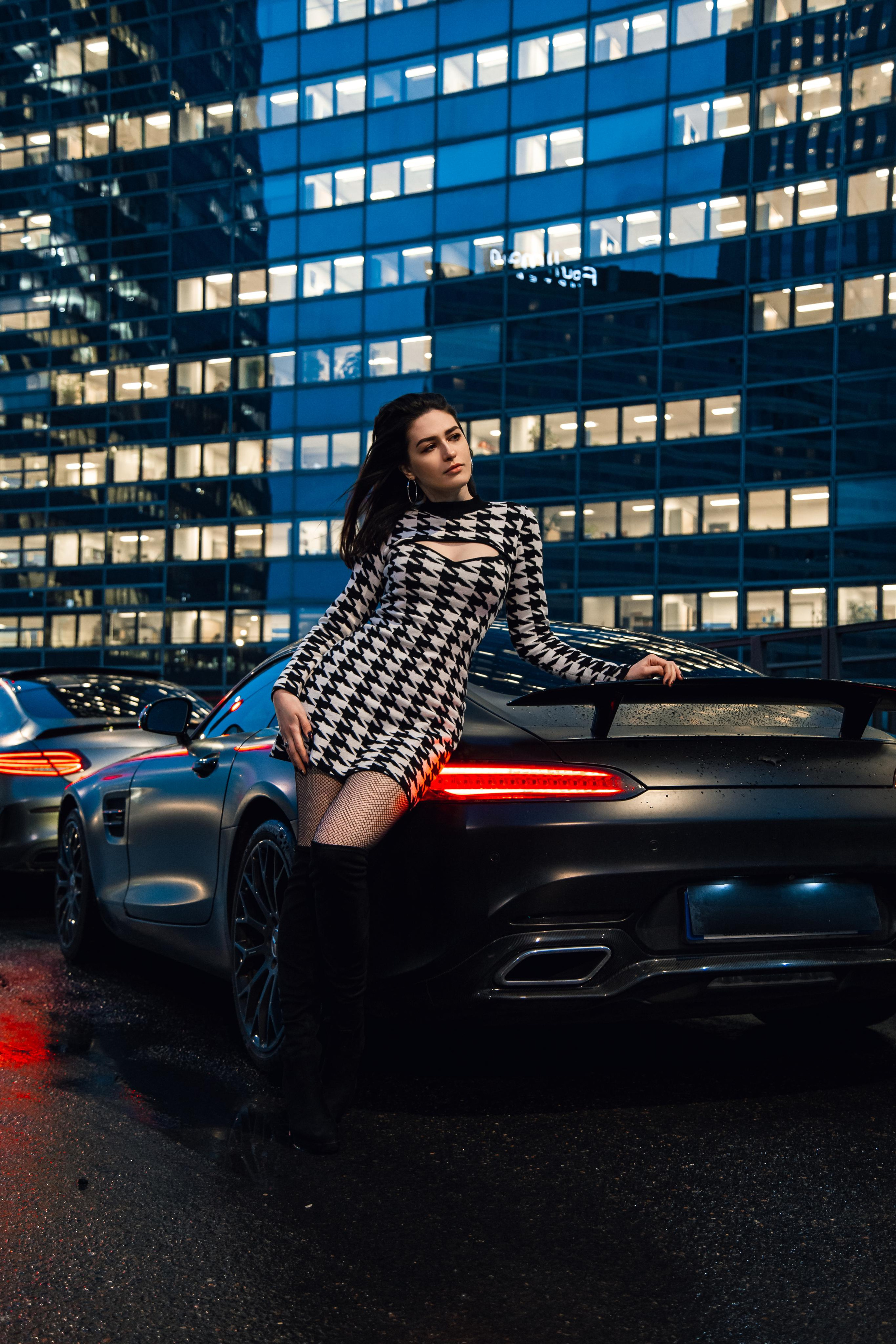 Nataliia x AMG. Photographe de voitures à Paris — Vitalii Motruk