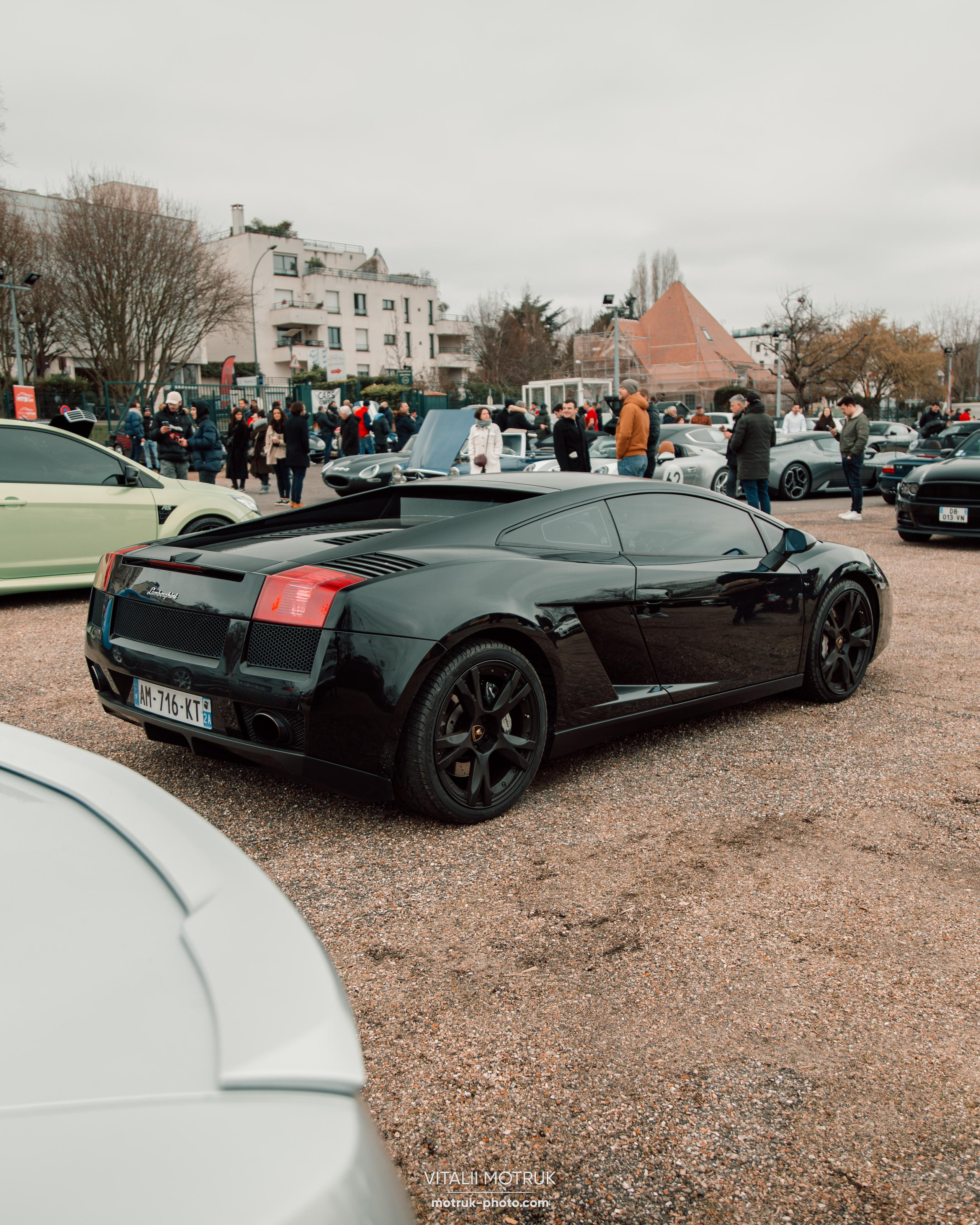 Cars and Coffee 12.02. Photographe de voitures à Paris — Vitalii Motruk
