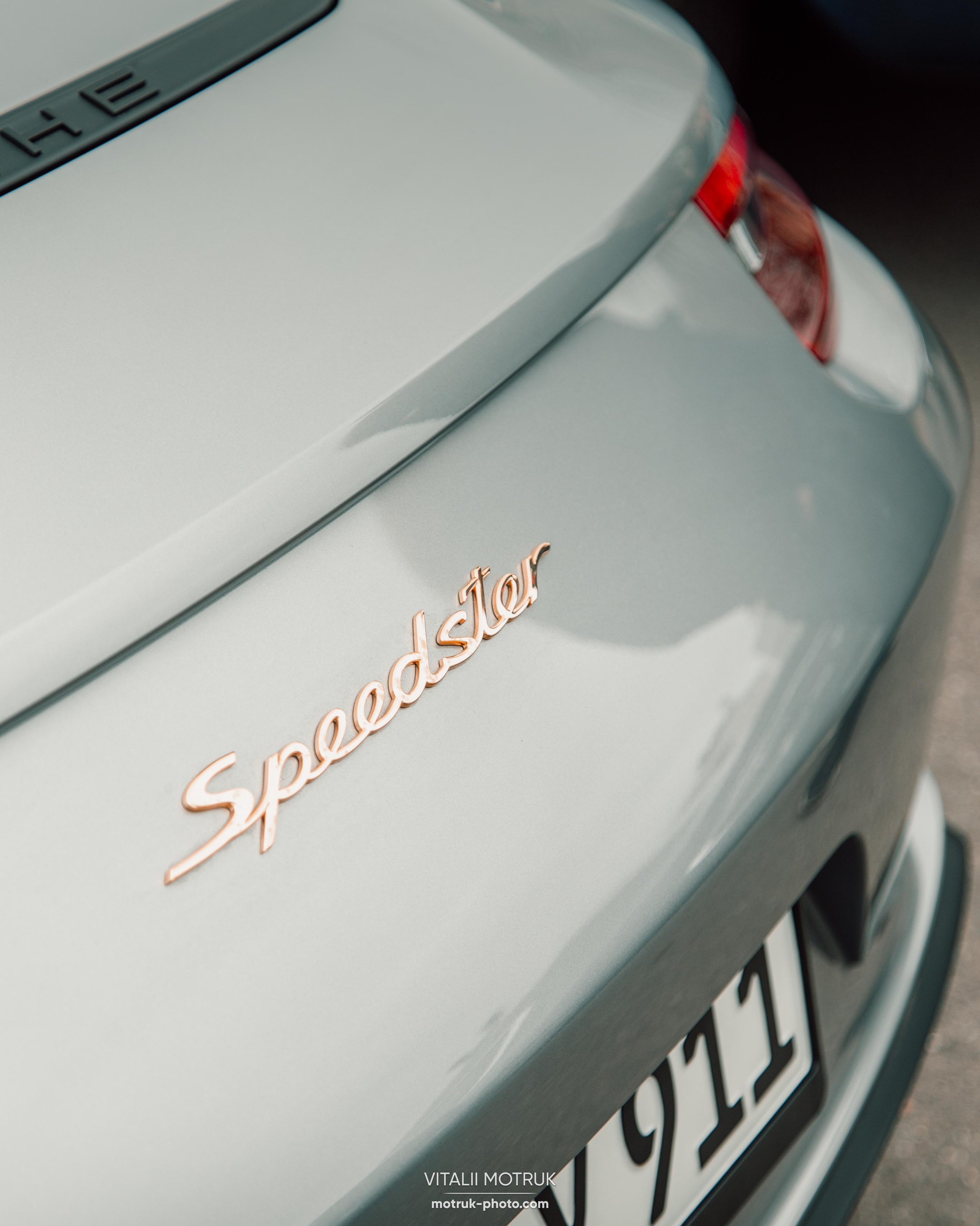 Cars and Coffee 12.02. Photographe de voitures à Paris — Vitalii Motruk