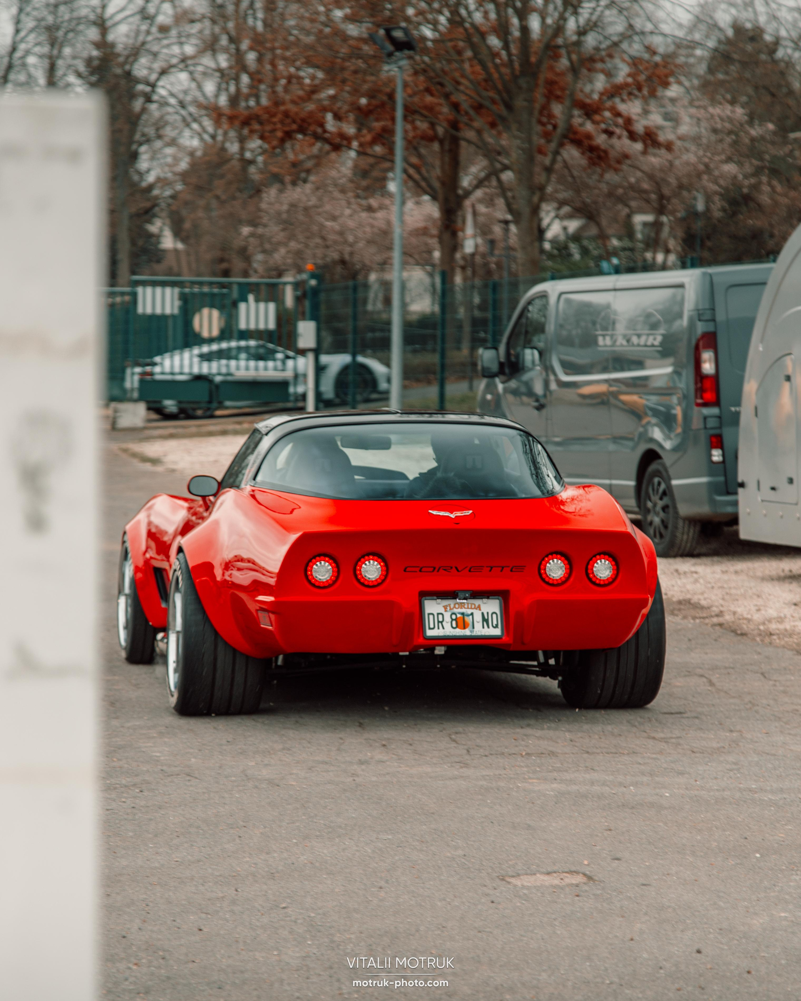 Cars and Coffee 12.02. Photographe de voitures à Paris — Vitalii Motruk