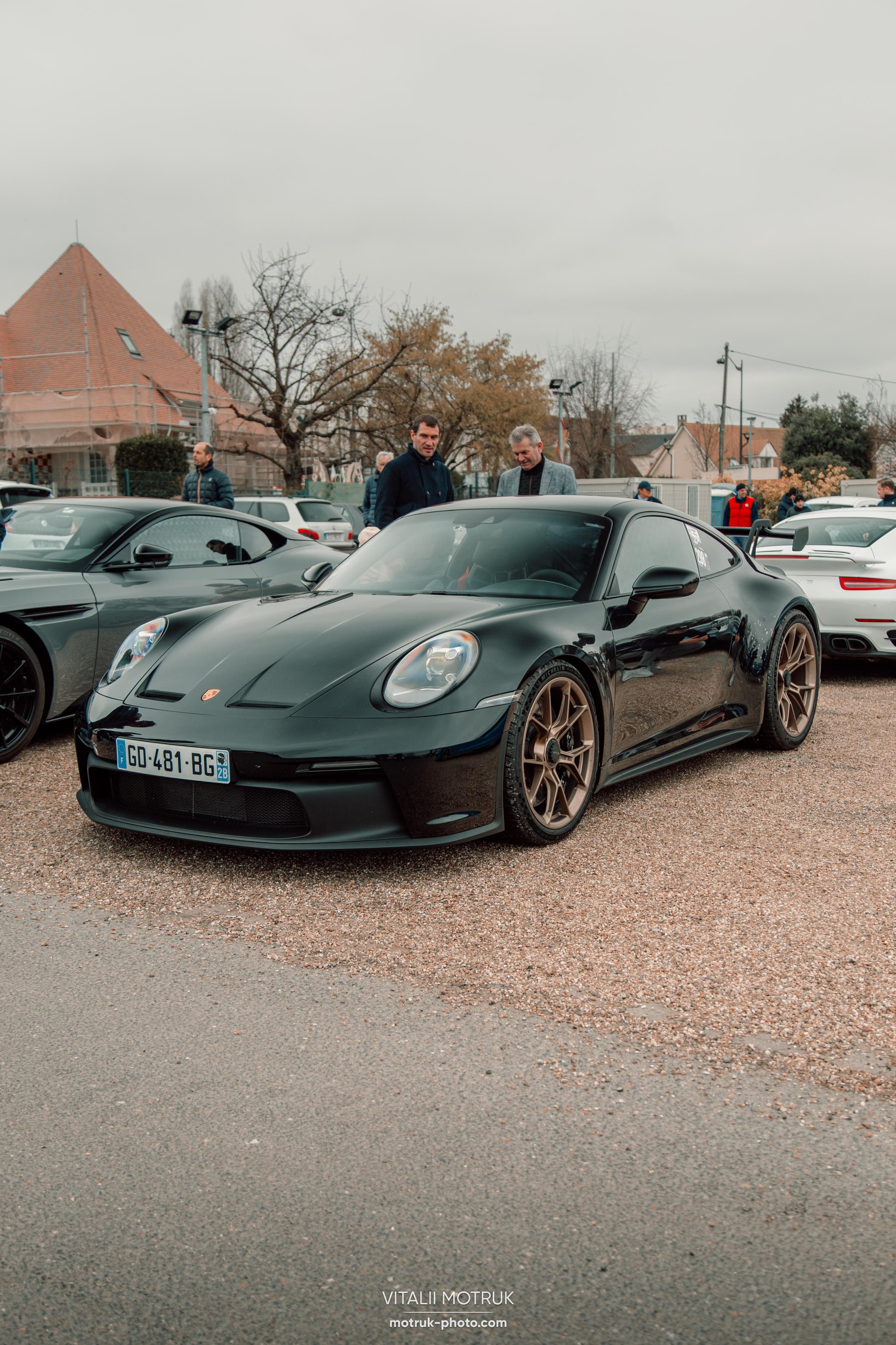 Cars and Coffee 12.02. Photographe de voitures à Paris — Vitalii Motruk