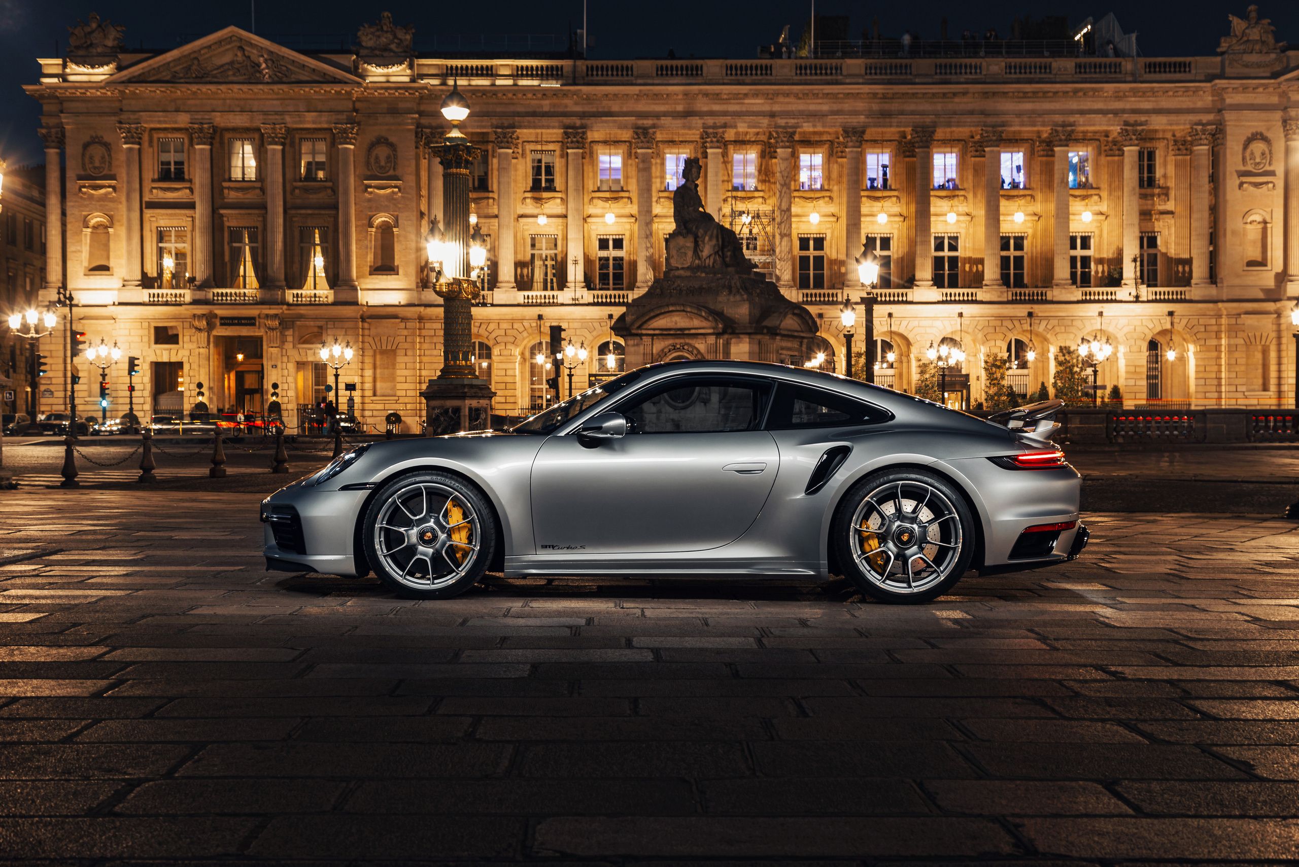 Porsche 911 Turbo S. Photographe de voitures à Paris — Vitalii Motruk
