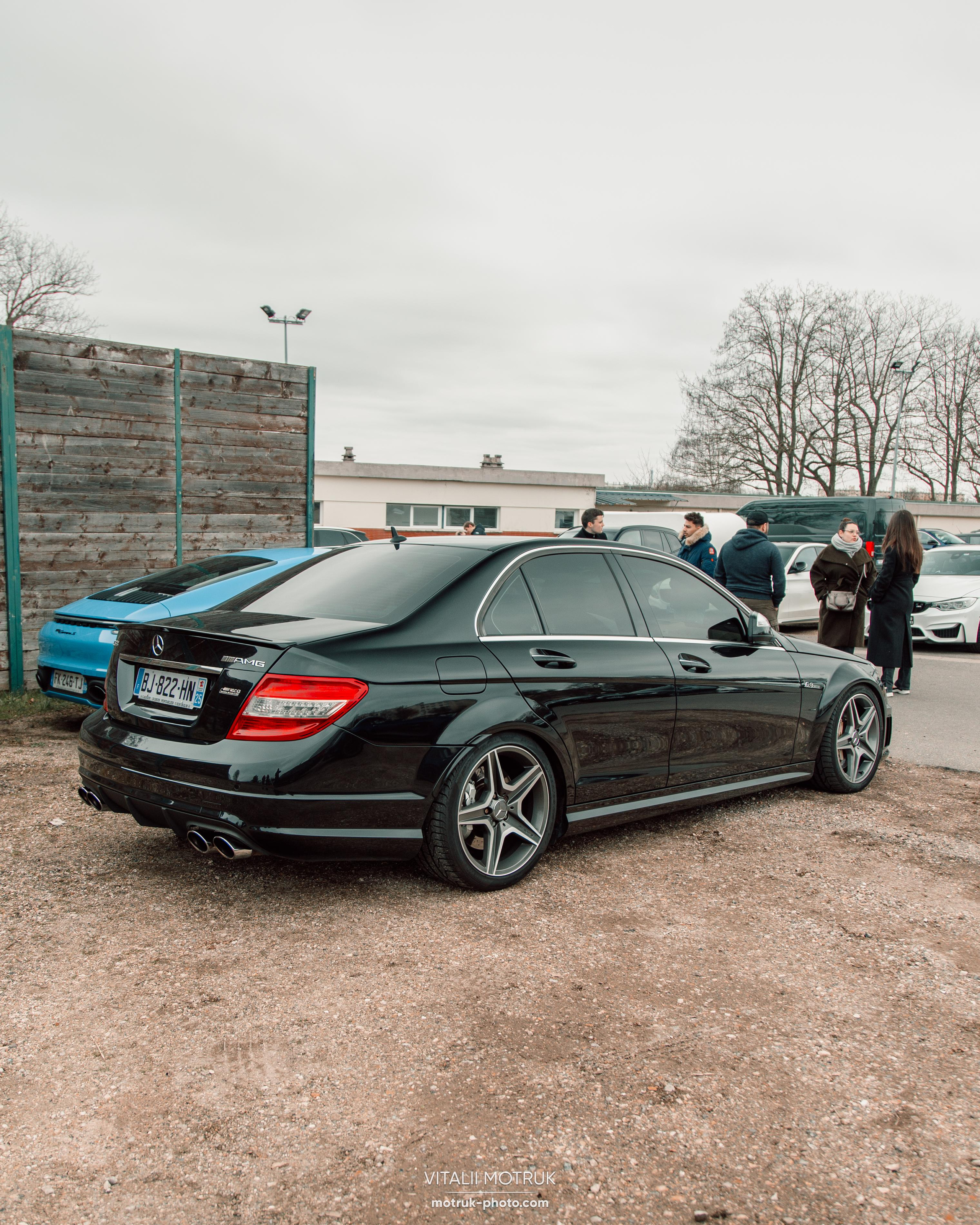 Cars and Coffee 12.02. Photographe de voitures à Paris — Vitalii Motruk