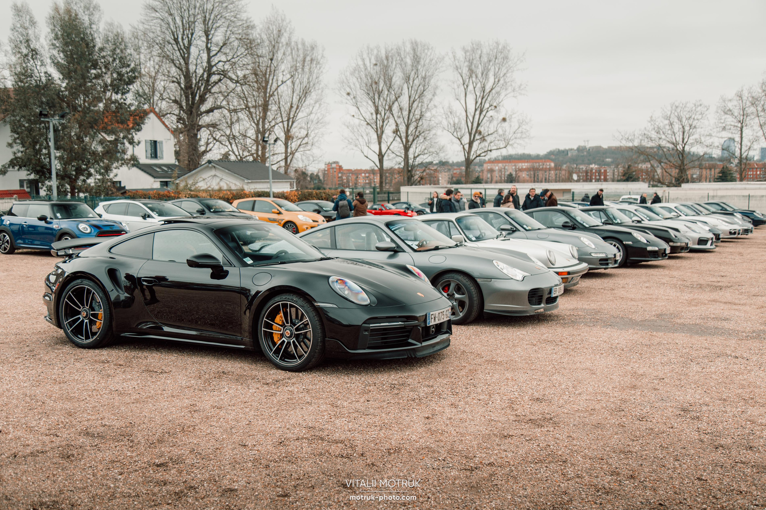 Cars and Coffee 12.02. Photographe de voitures à Paris — Vitalii Motruk