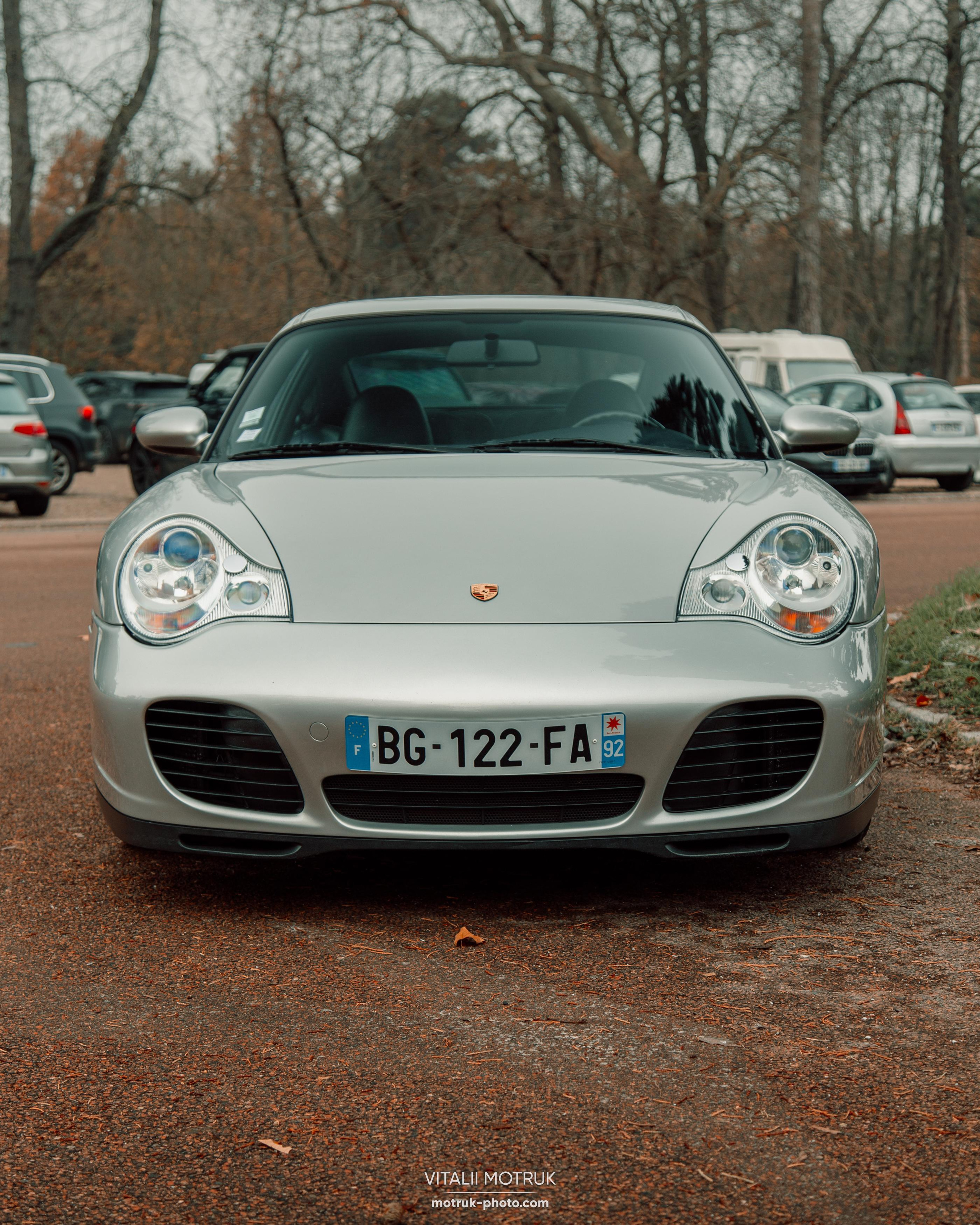 Rassemblement a l’Auteuil. Photographe de voitures à Paris — Vitalii Motruk