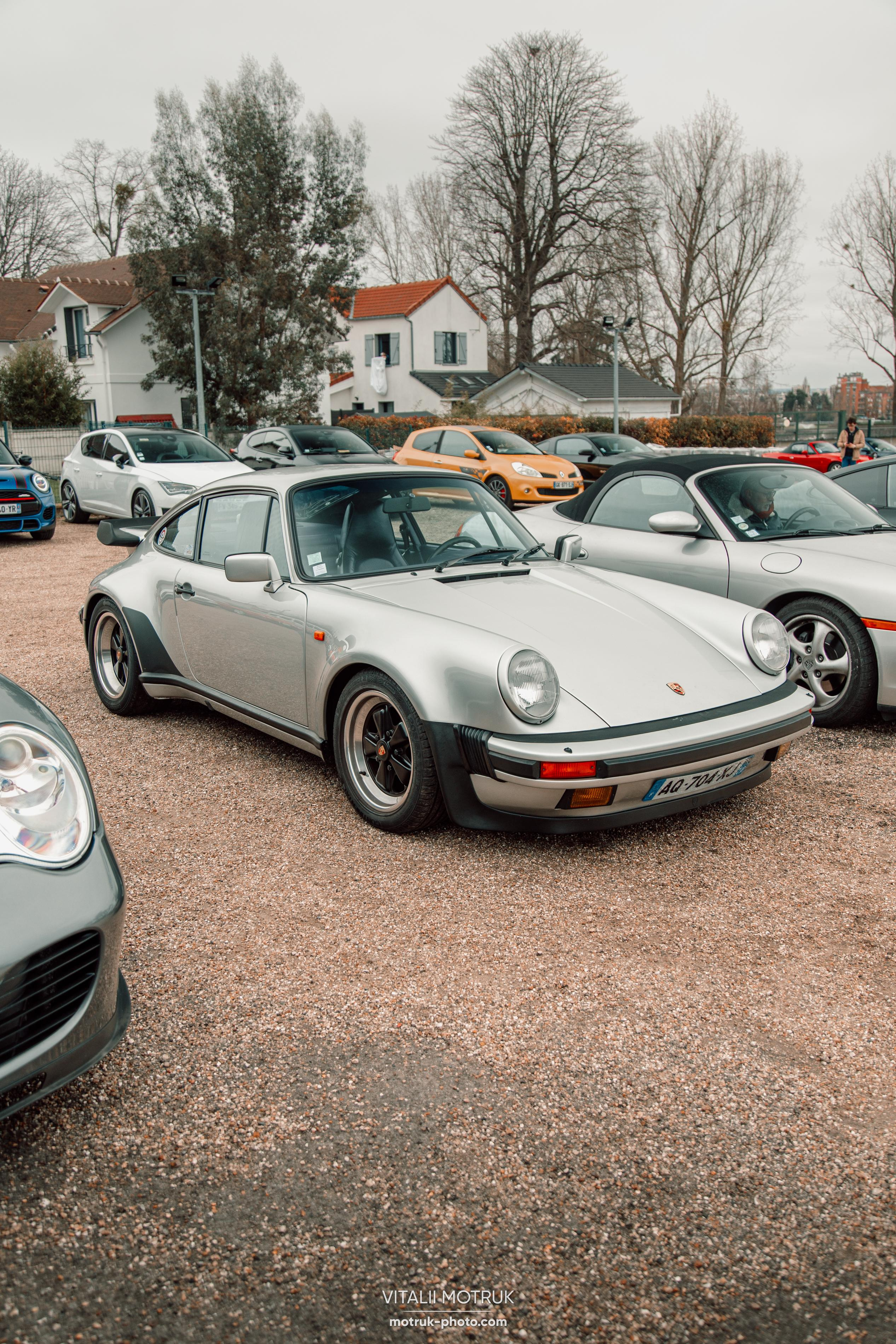Cars and Coffee 12.02. Photographe de voitures à Paris — Vitalii Motruk